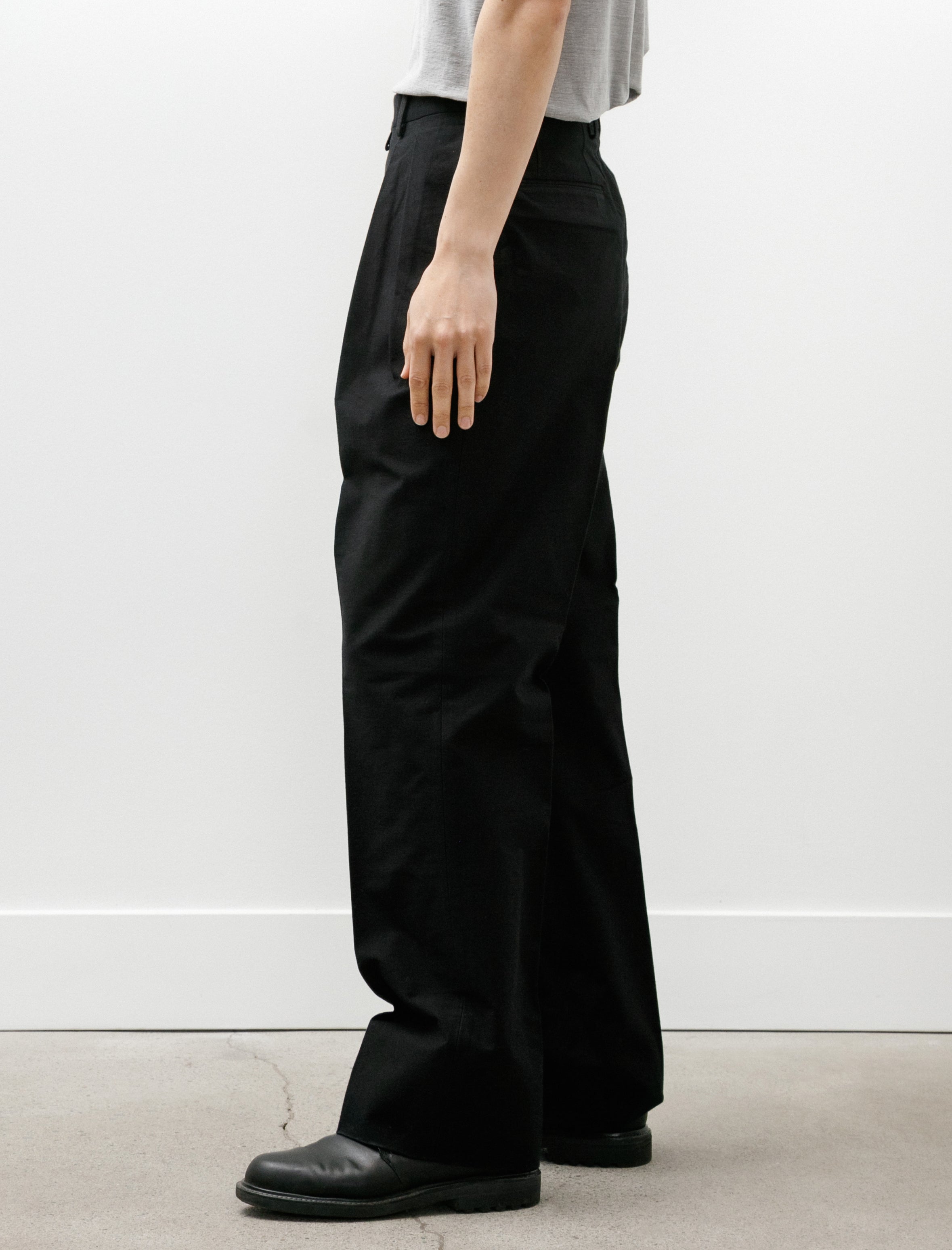 Neat C/N Circular Knitting Wide Black