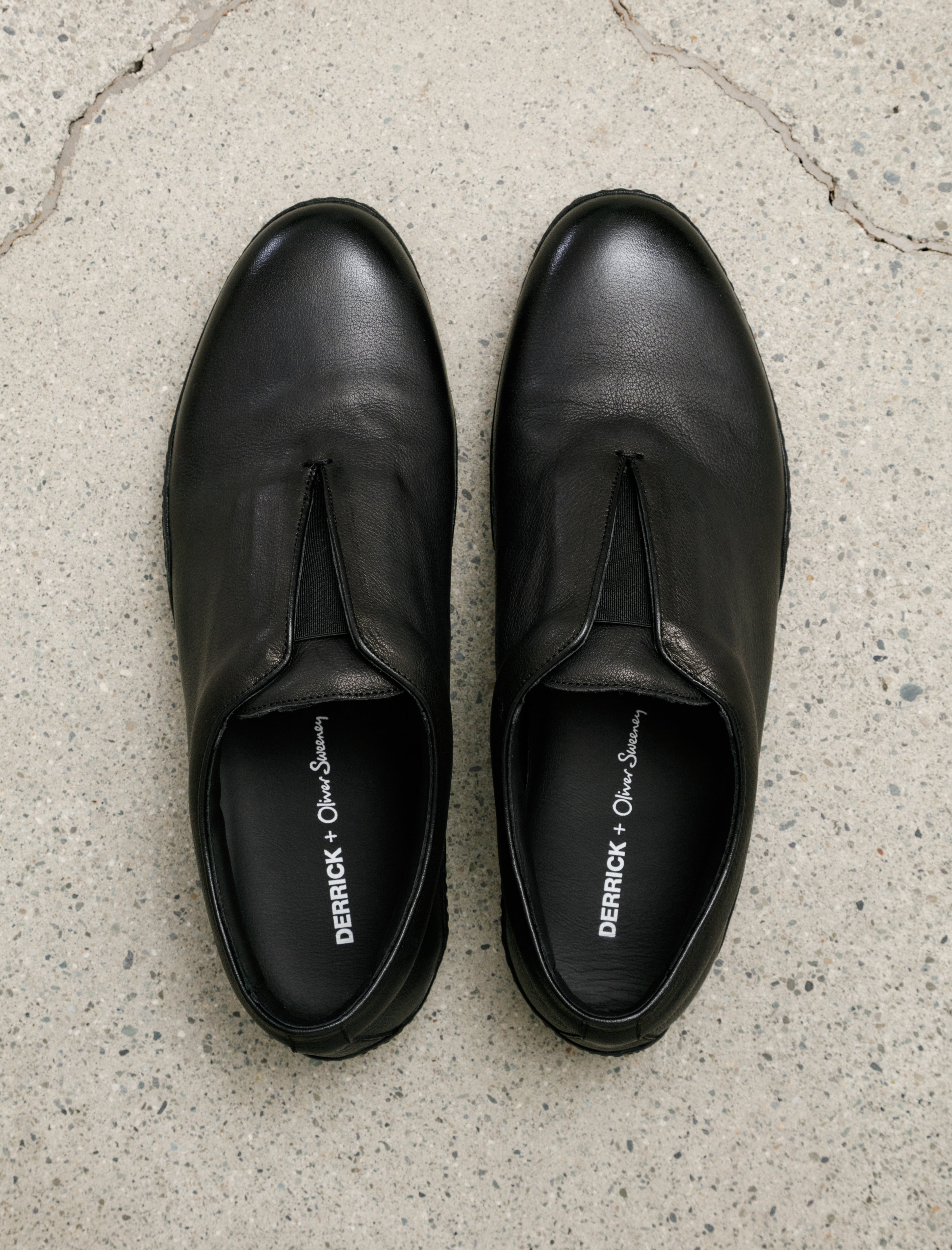 Derrick Oxford Runner Polish Black Buffalo