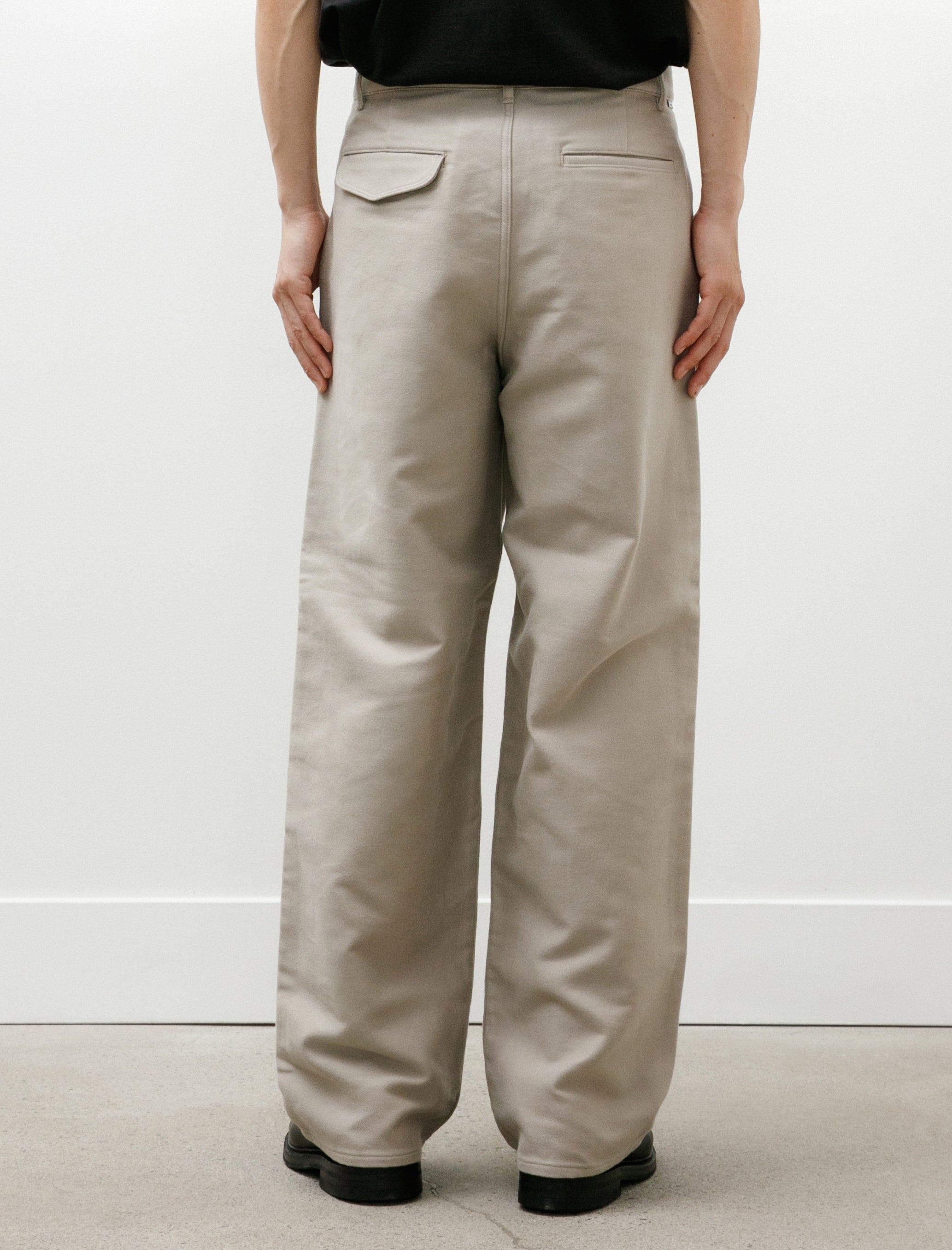 Graphpaper Cotton Double Serge Two Tuck Pants Ash