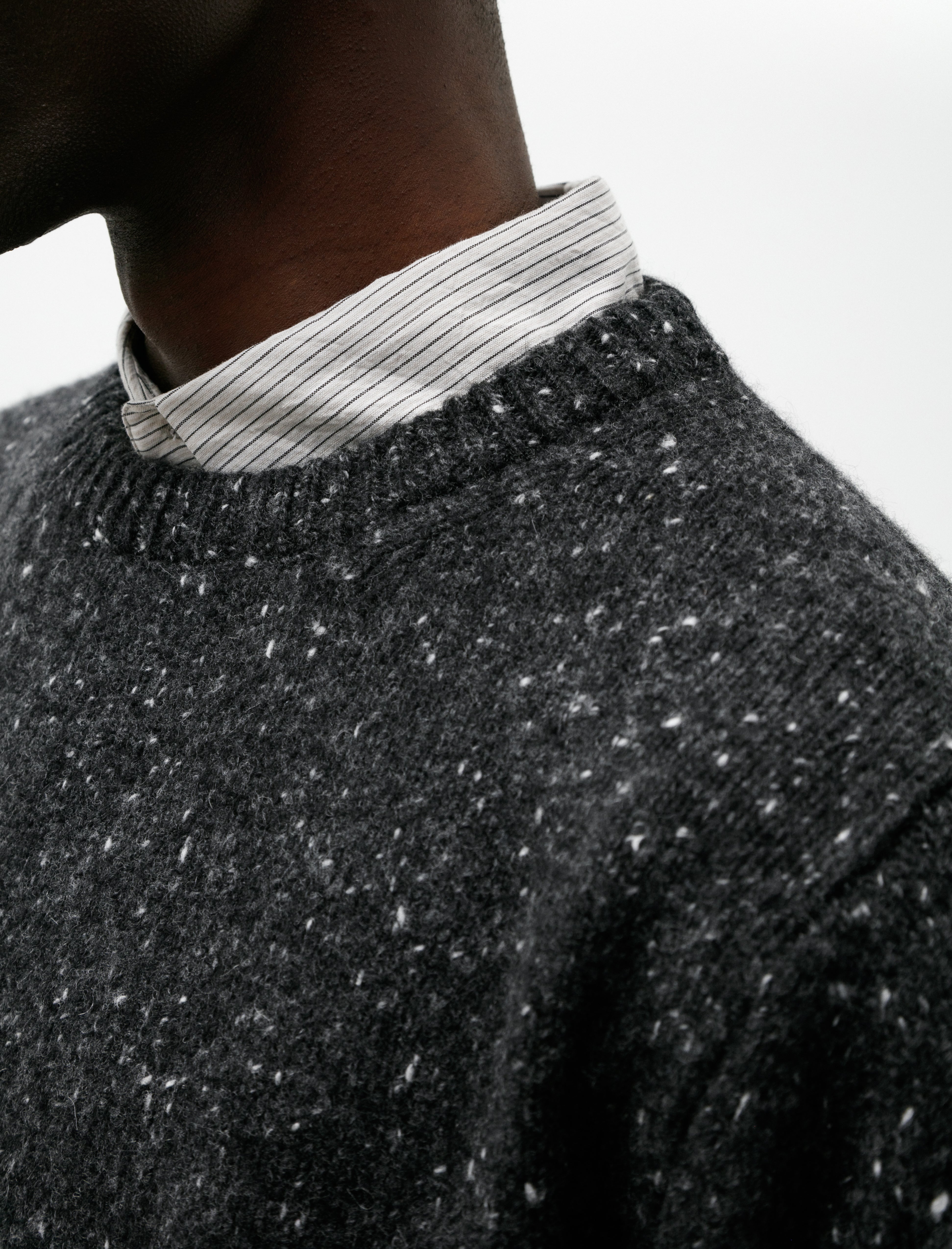 Evan Kinori Crewneck Sweater Wool Cashmere Tweed Black