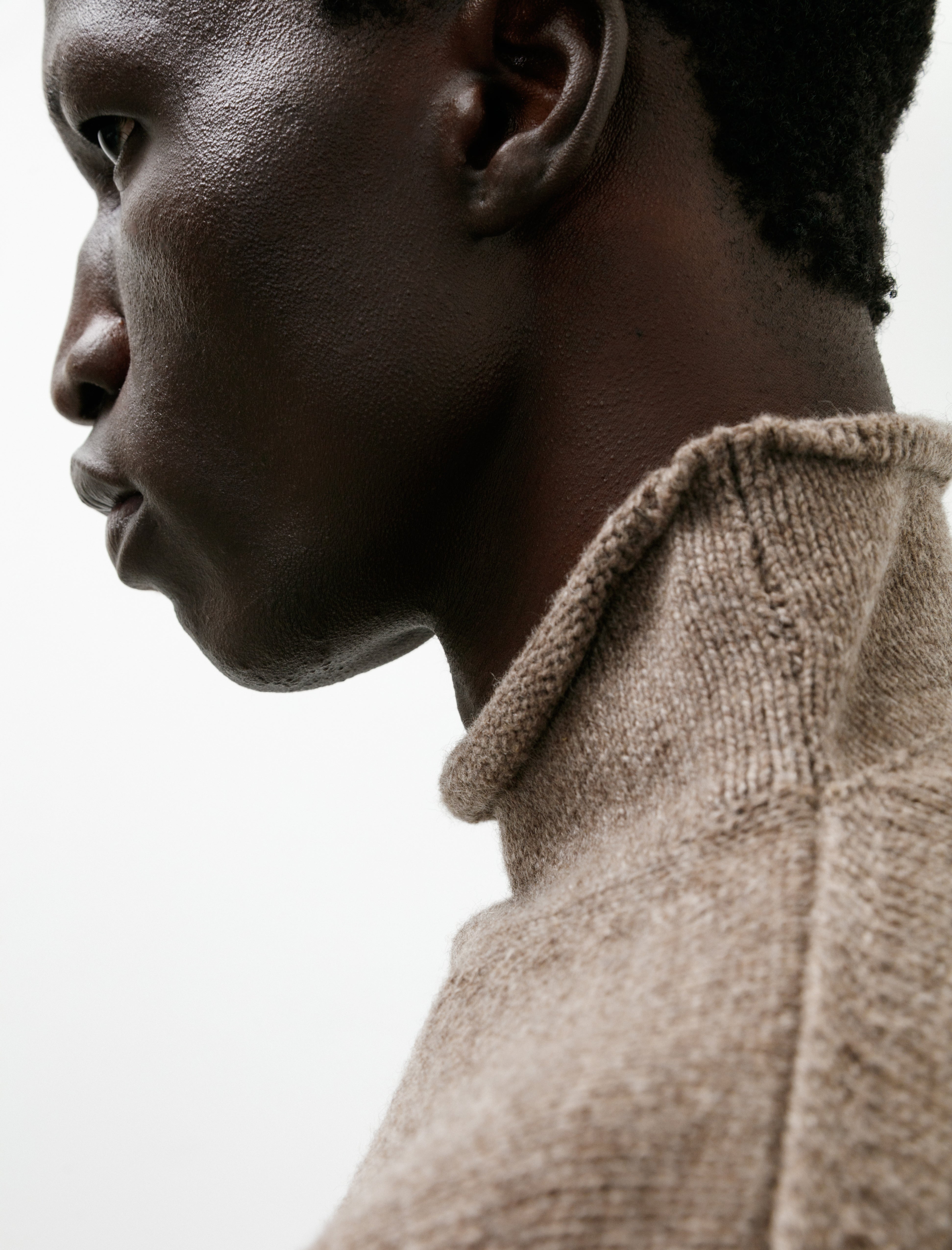 Evan Kinori Rollneck Sweater Undyed Yak Wool Light Brown