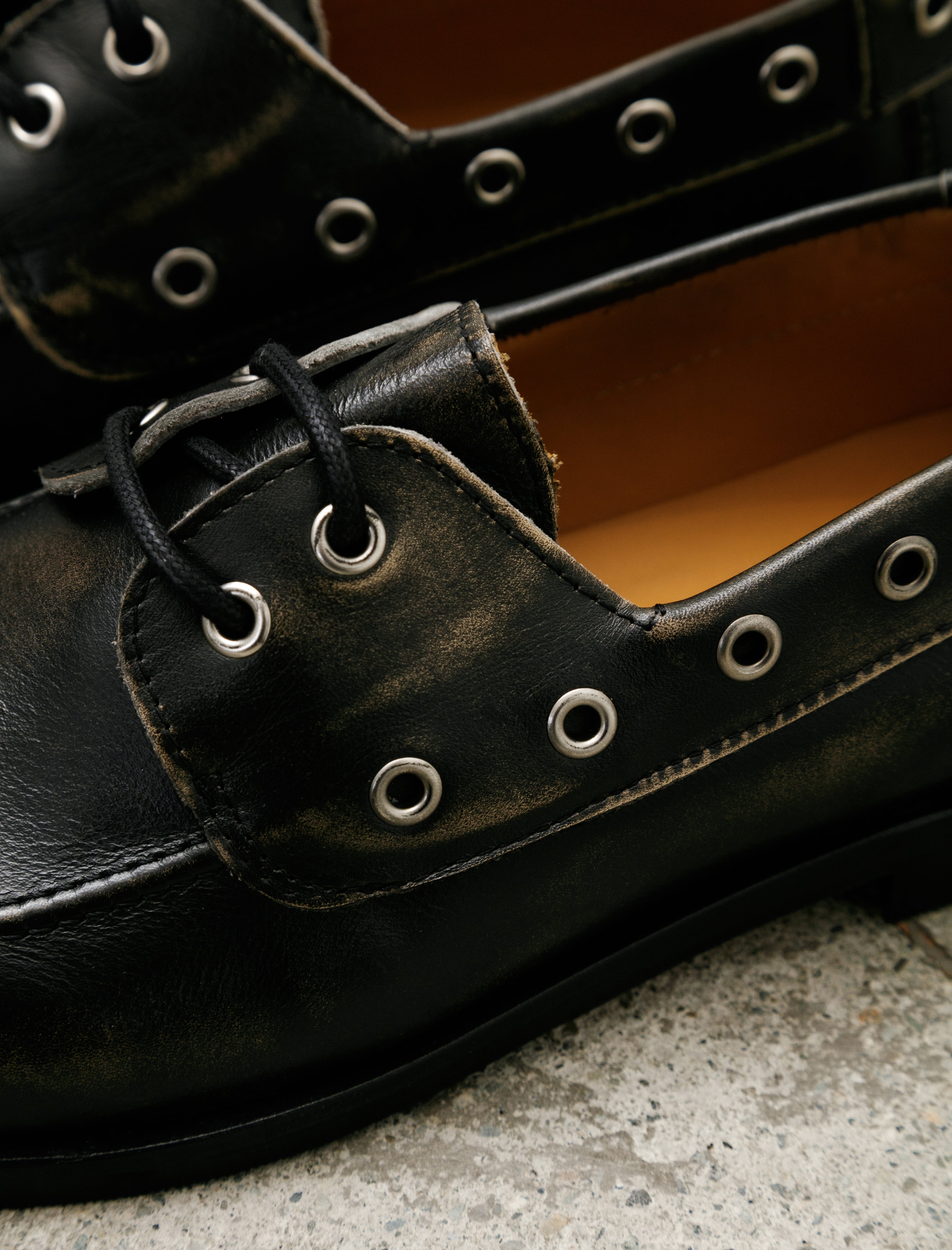 mfpen Scout Deck Shoe Scratched Black