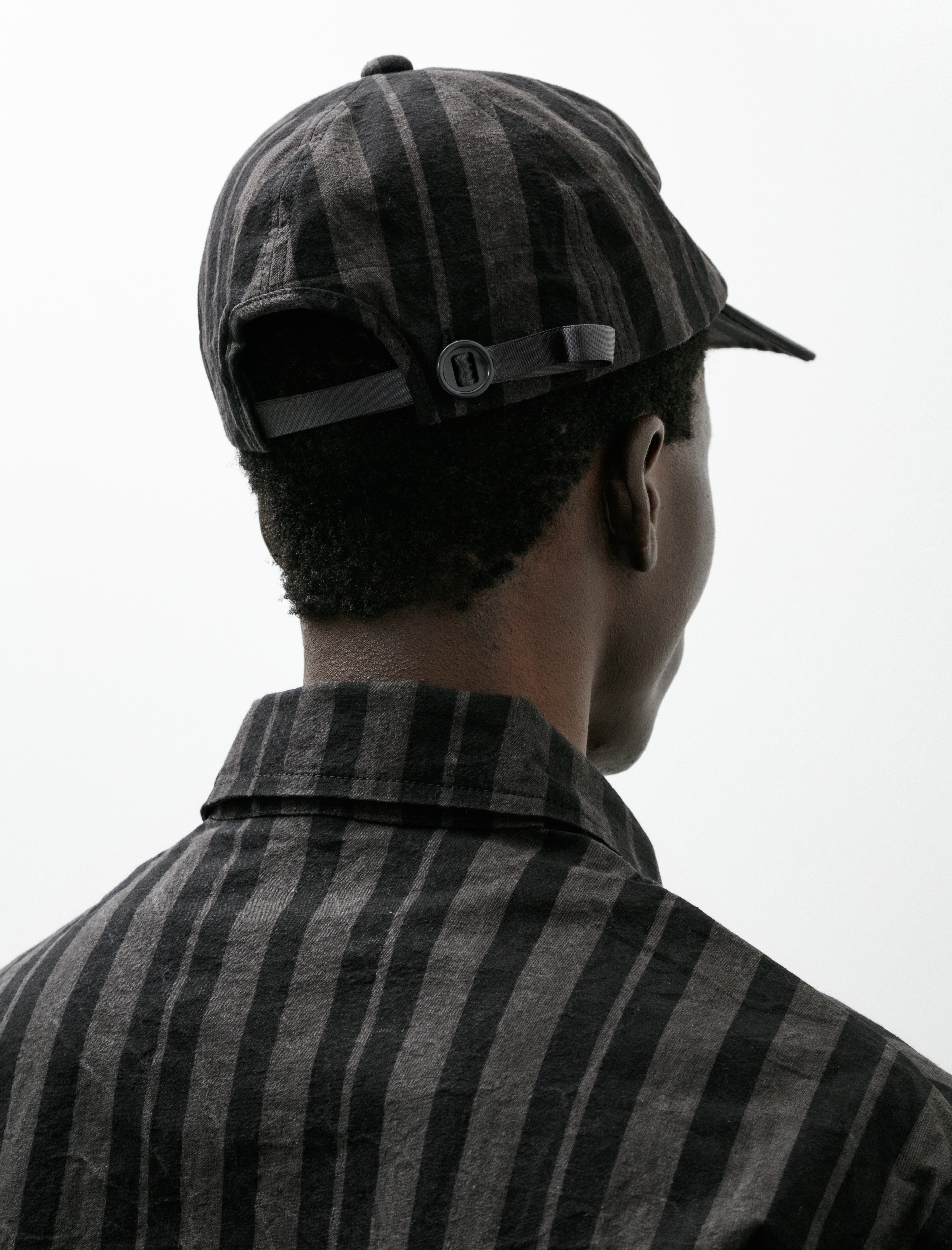 MAN-TLE R21 Cap-3 Deep Cap Theatre Wax