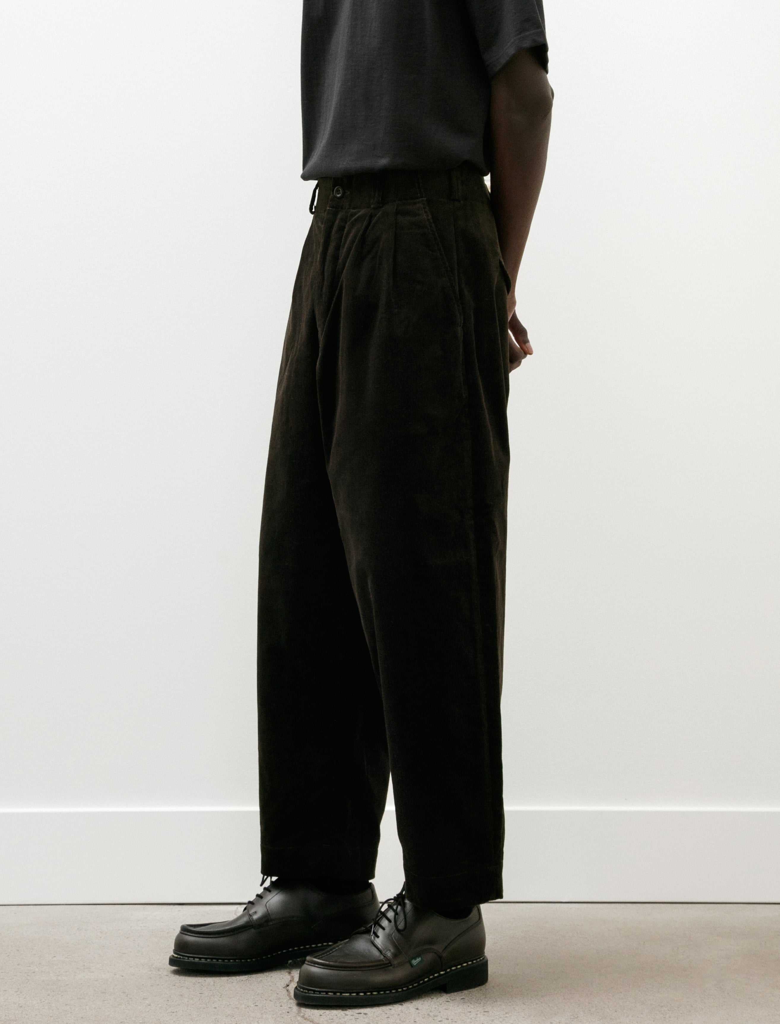 Evan Kinori Two Pleat Pant Cotton Corduroy Dark Olive