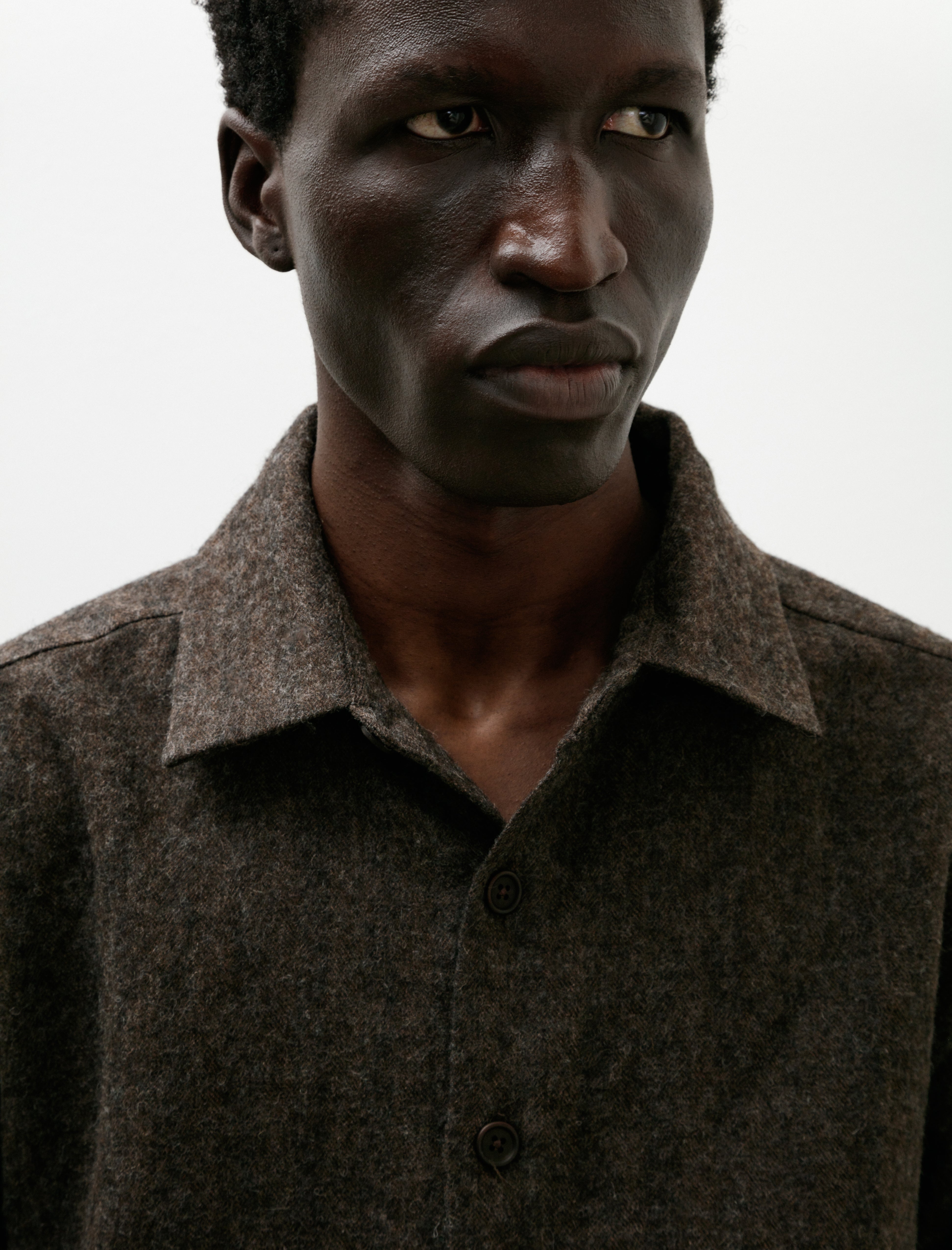 Evan Kinori Flat Hem Shirt Undyed Wool Herringbone Dark Brown