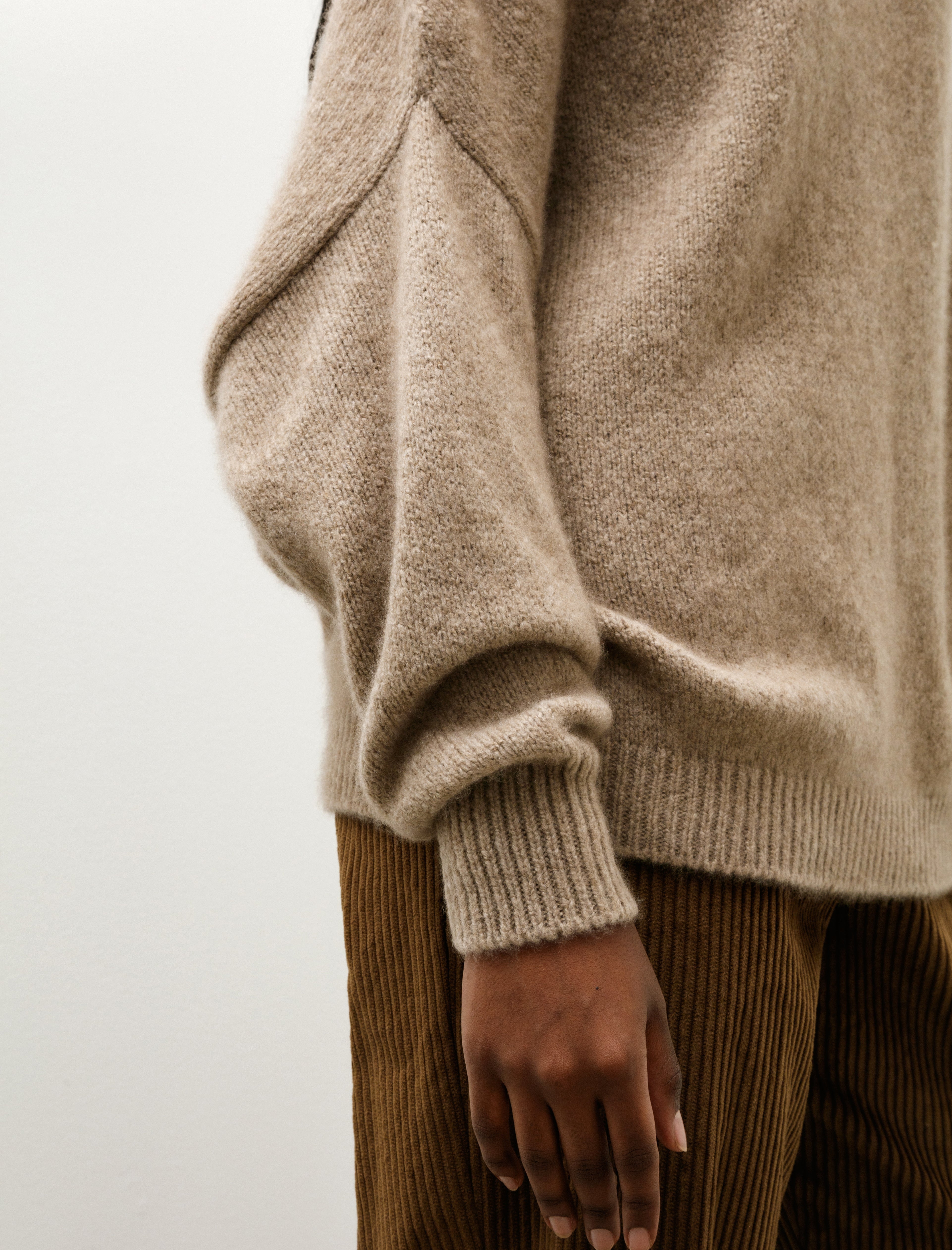 Dušan Crewneck Kimono Sleeve Sweater Desert