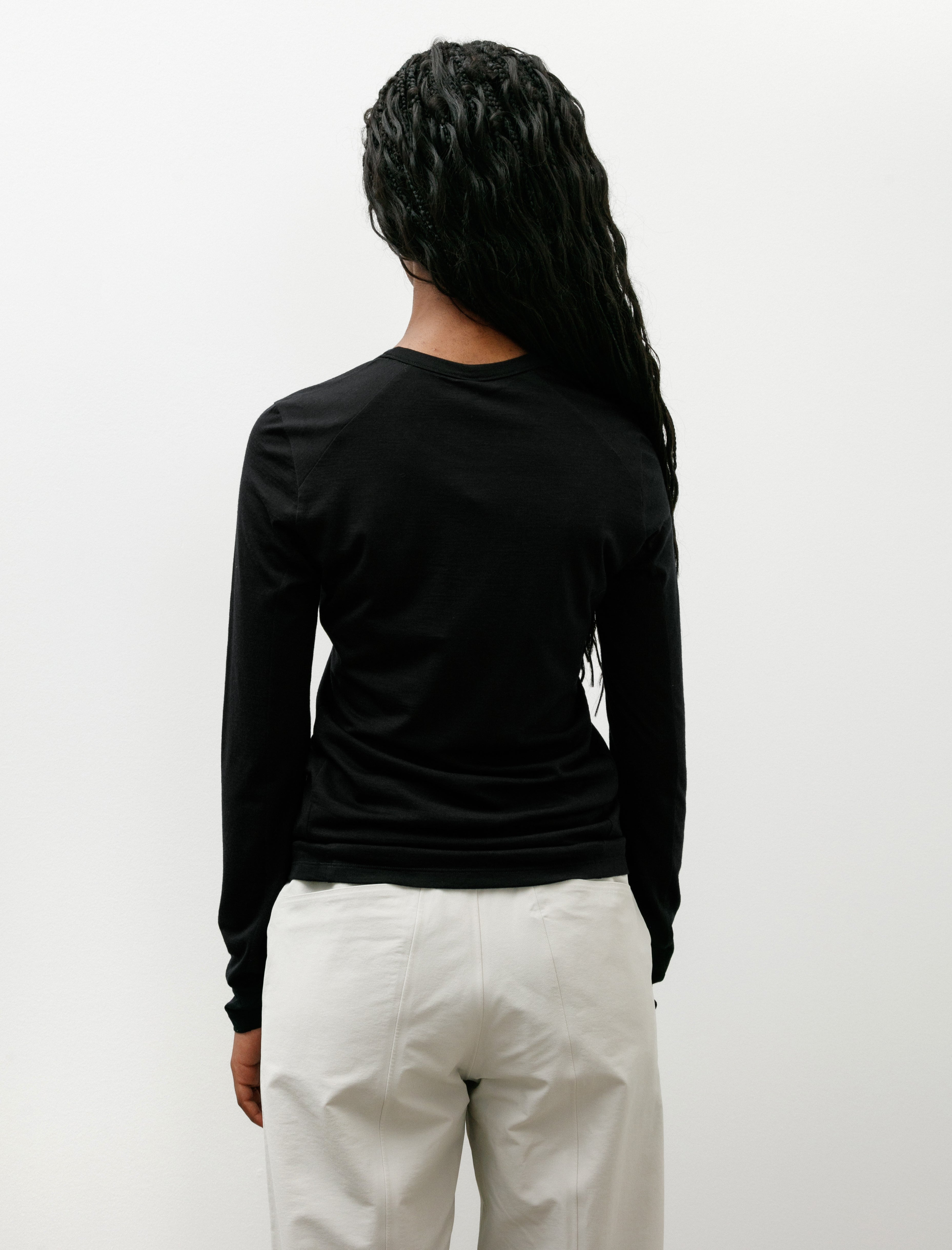 Veilance Frame LS Crew Black