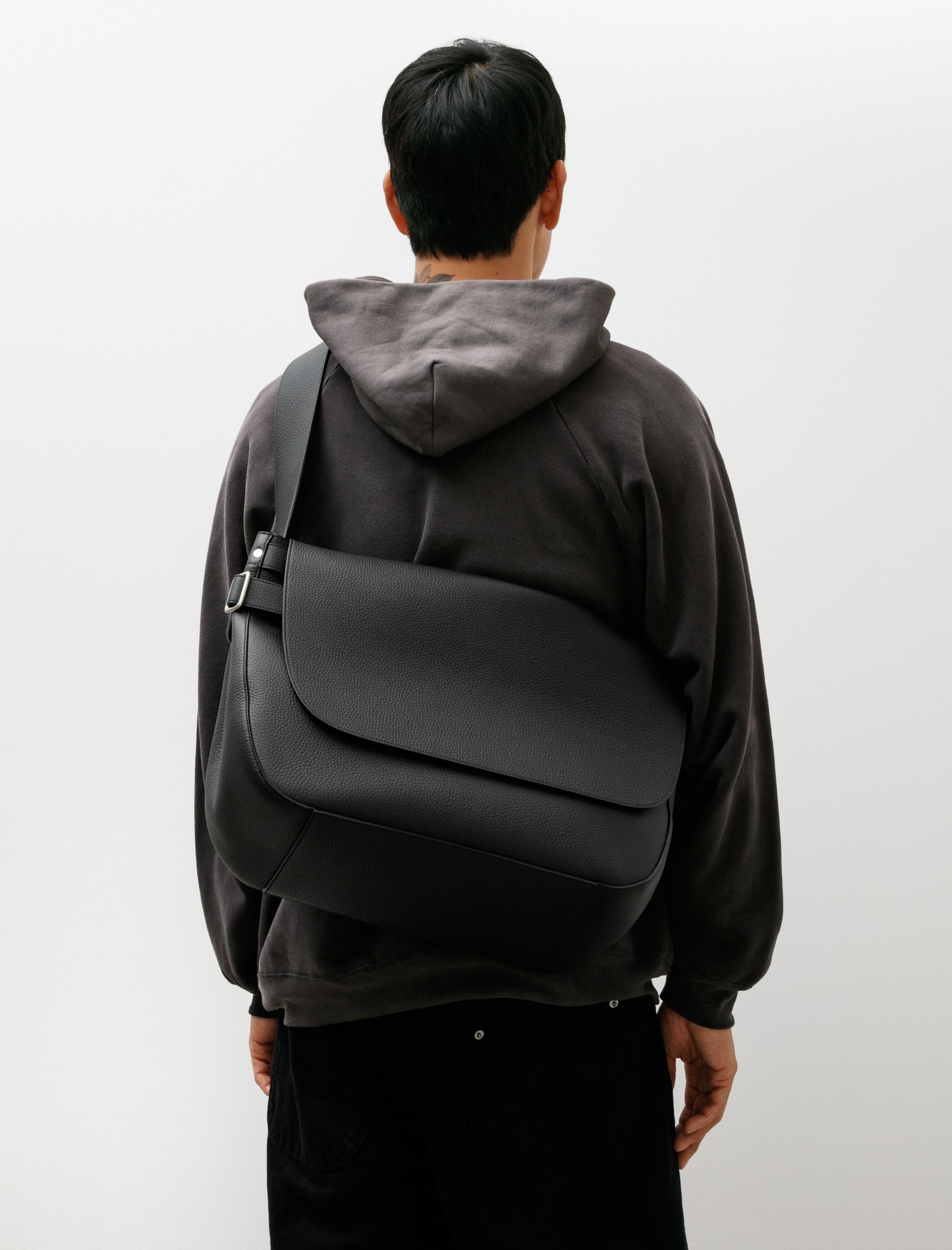 Niceness L.Hefner Black