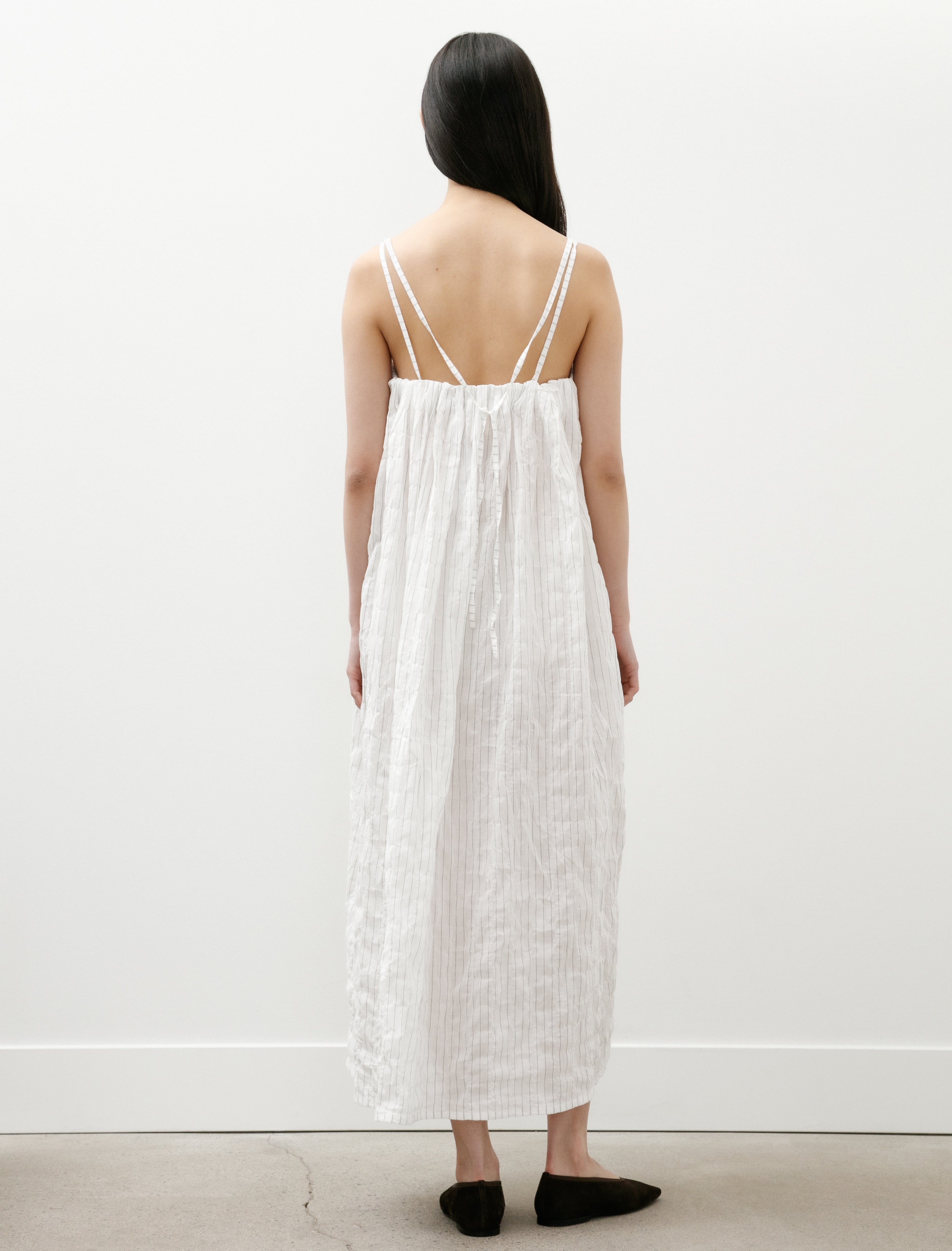 Eleph Ito Dress Crinkle Stripe Black and White