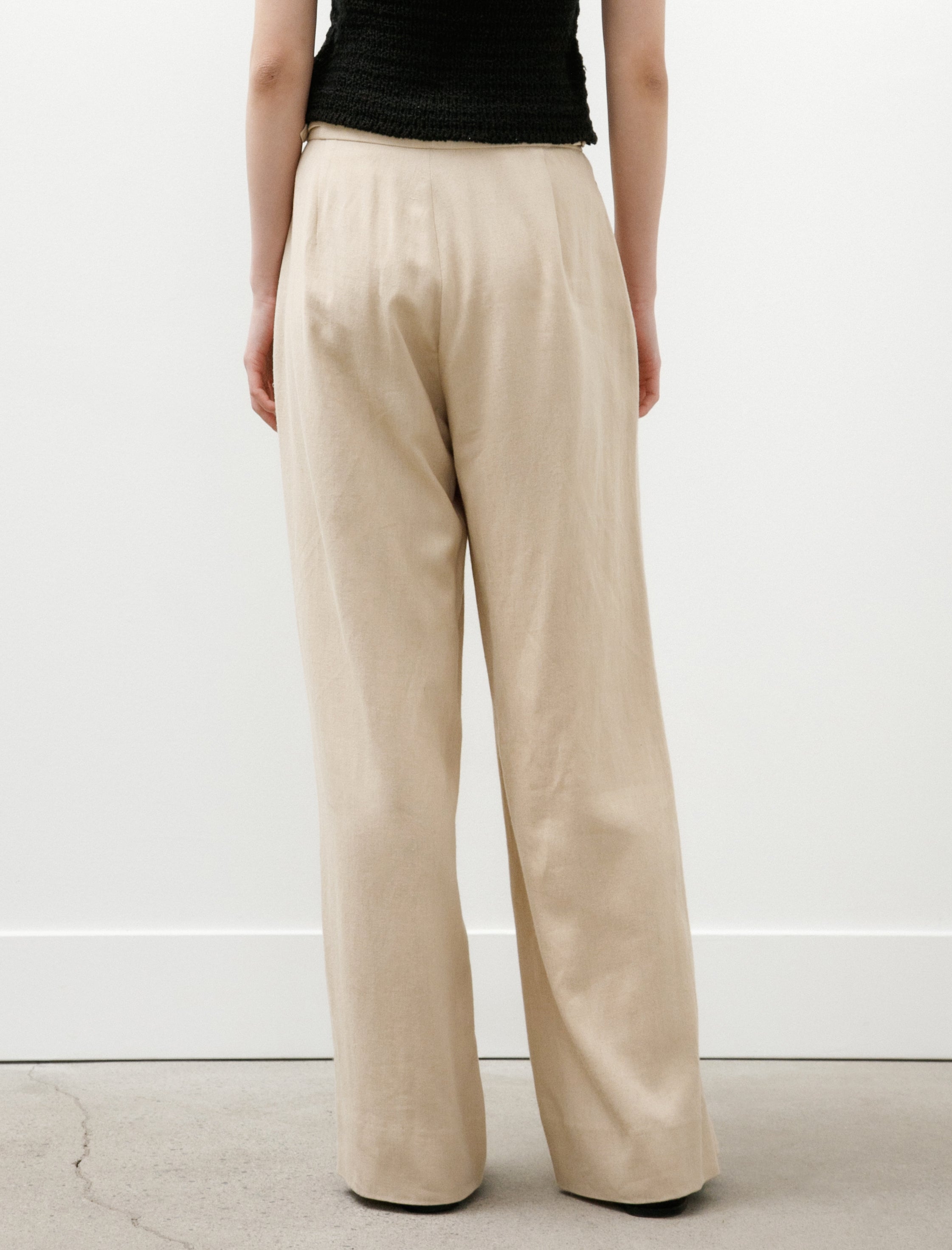 Comoli Rayon Linen Tucked Pants Beige