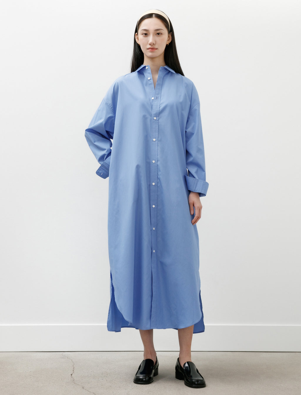 Graphpaper High Count Broad Oversized Regular Collar Shirt Dress Blue – Neighbour Graphpaper High Count Broad Oversized Regular Collar Shirt Dress Blue – Neighbour