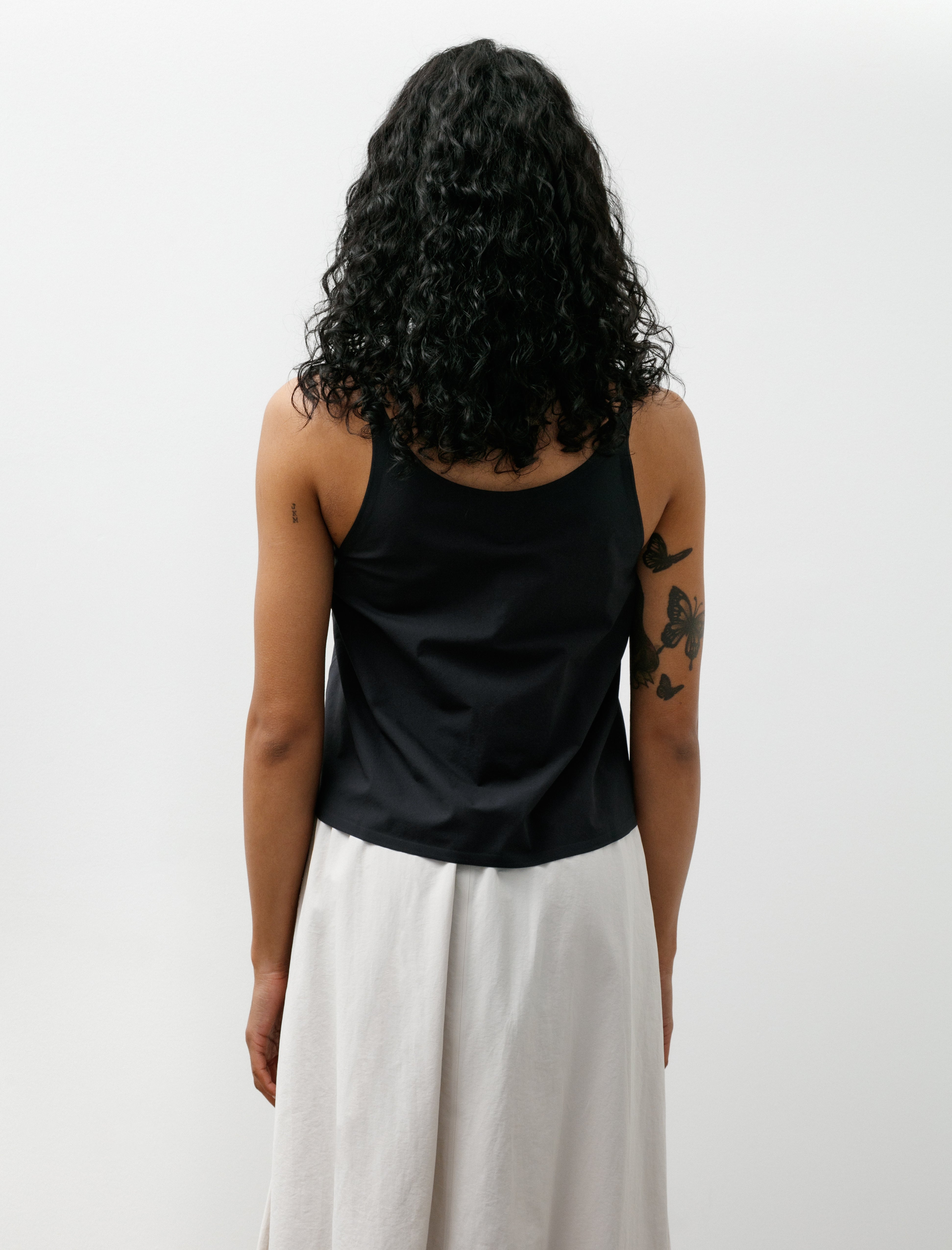 Veilance Myria Tank Black