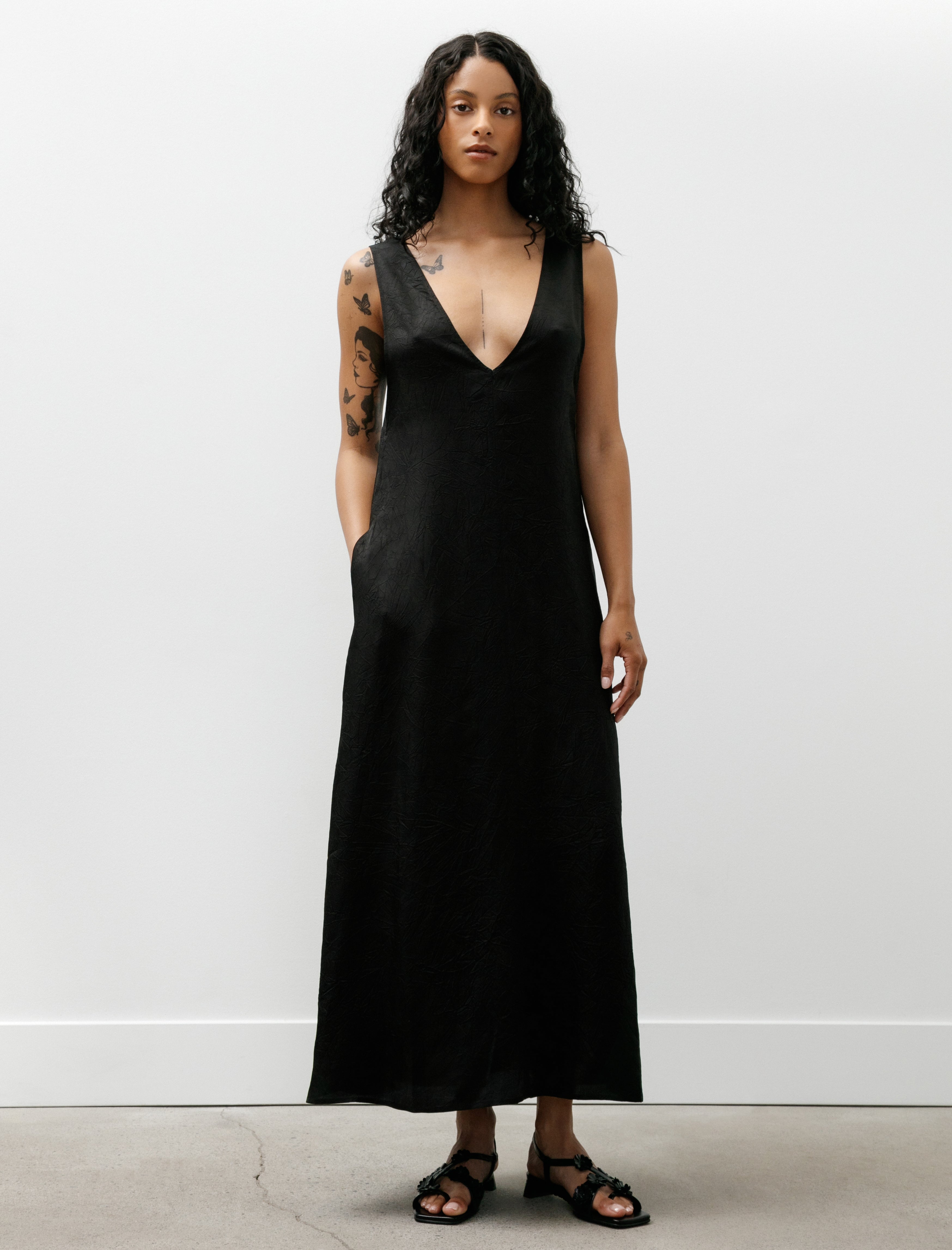 Cristaseya V Neck Long Dress Black