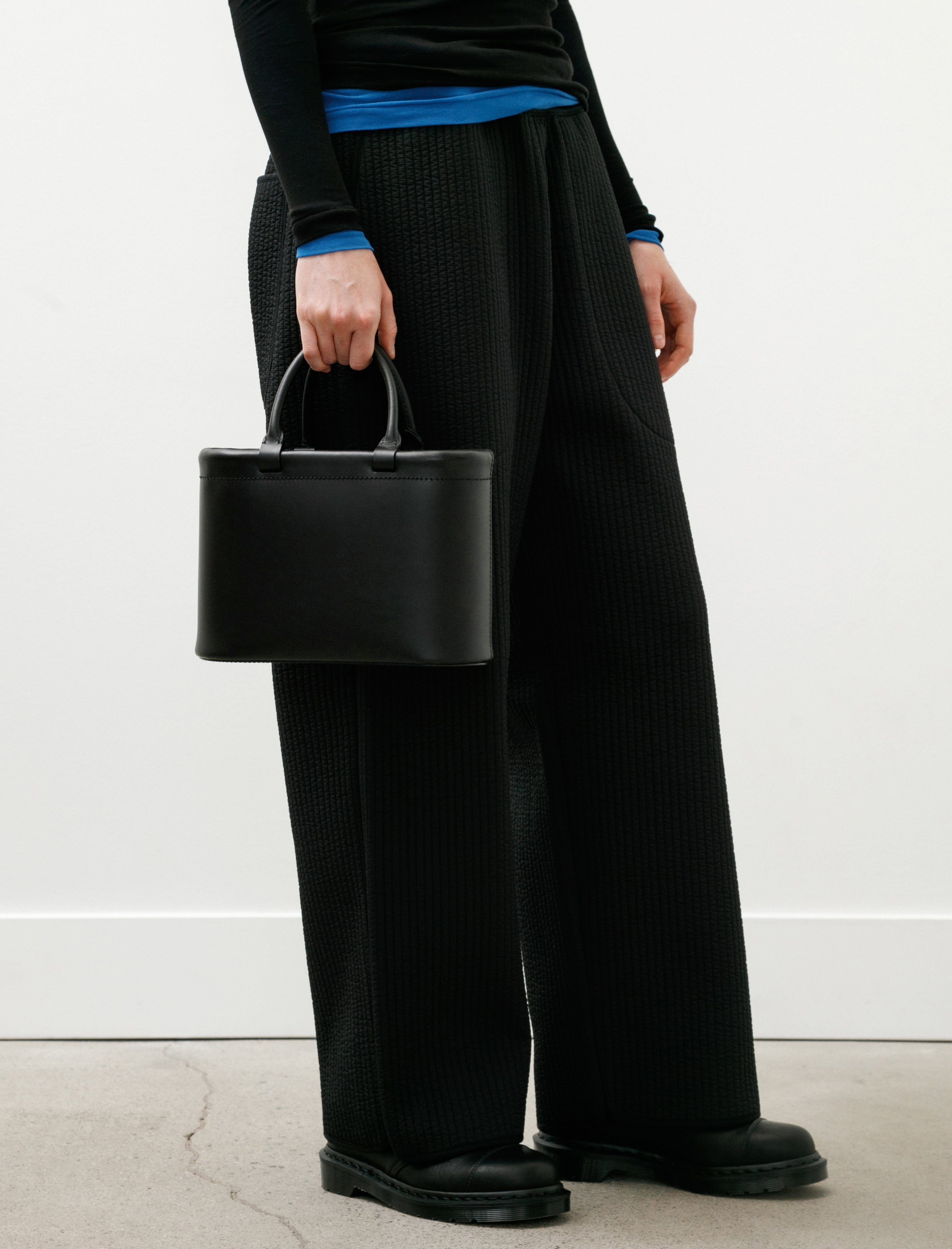 Aeta Rigid Tote Bag Small Black
