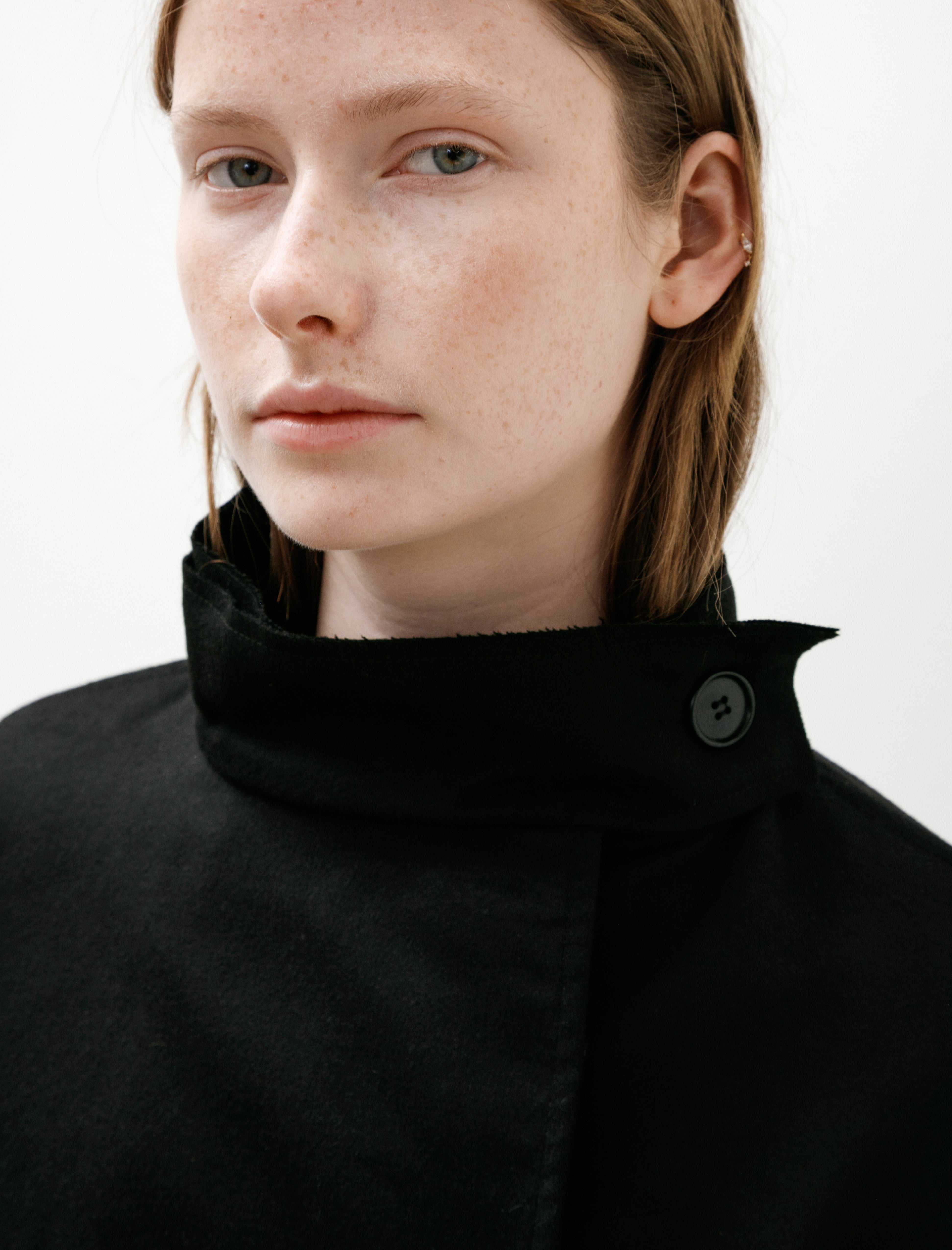 Gabriela Coll No.286 Cropped Oversized Jacket Black