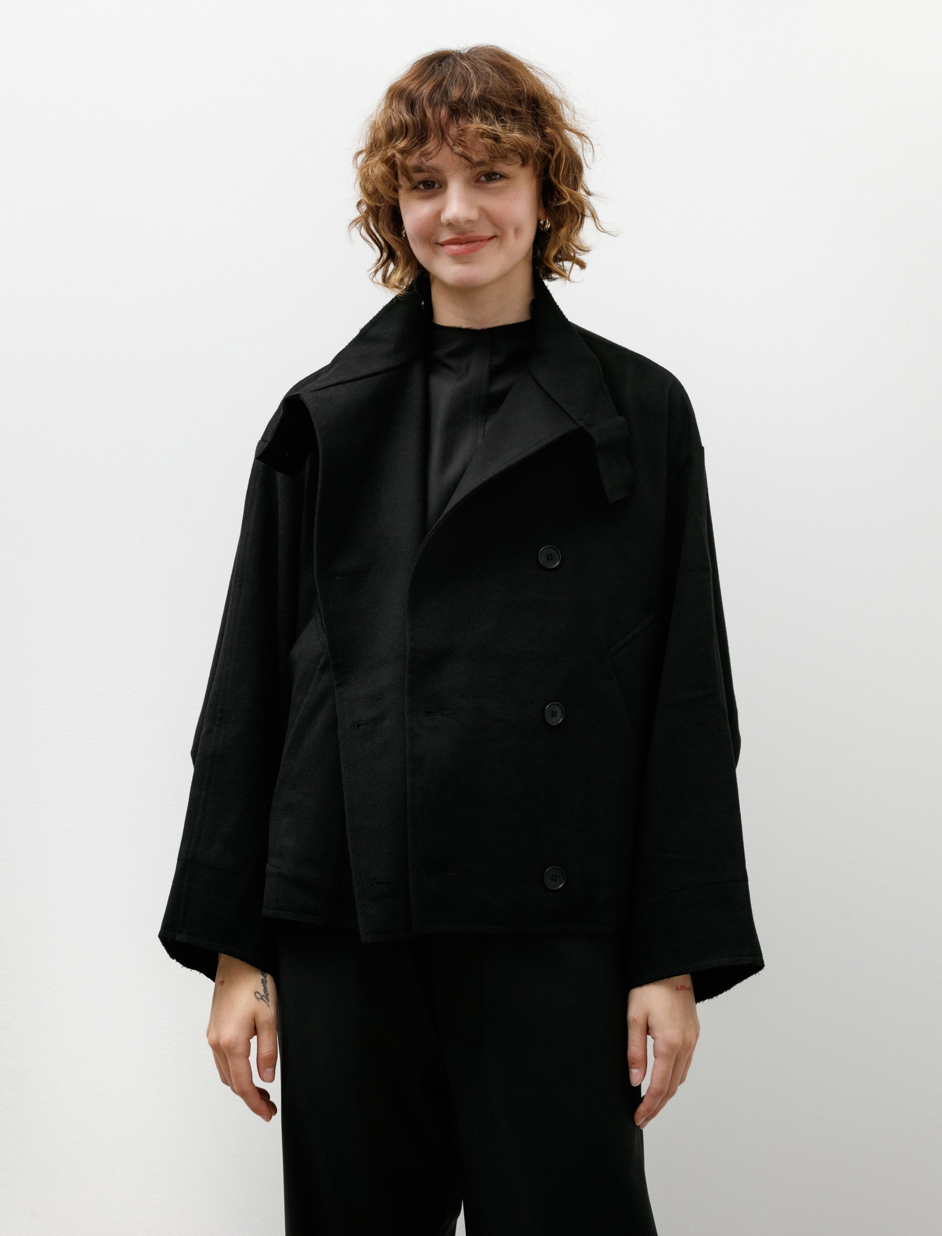 Gabriela Coll Garments No. 286 Heavy Wool Cropped Oversized Jacket Black