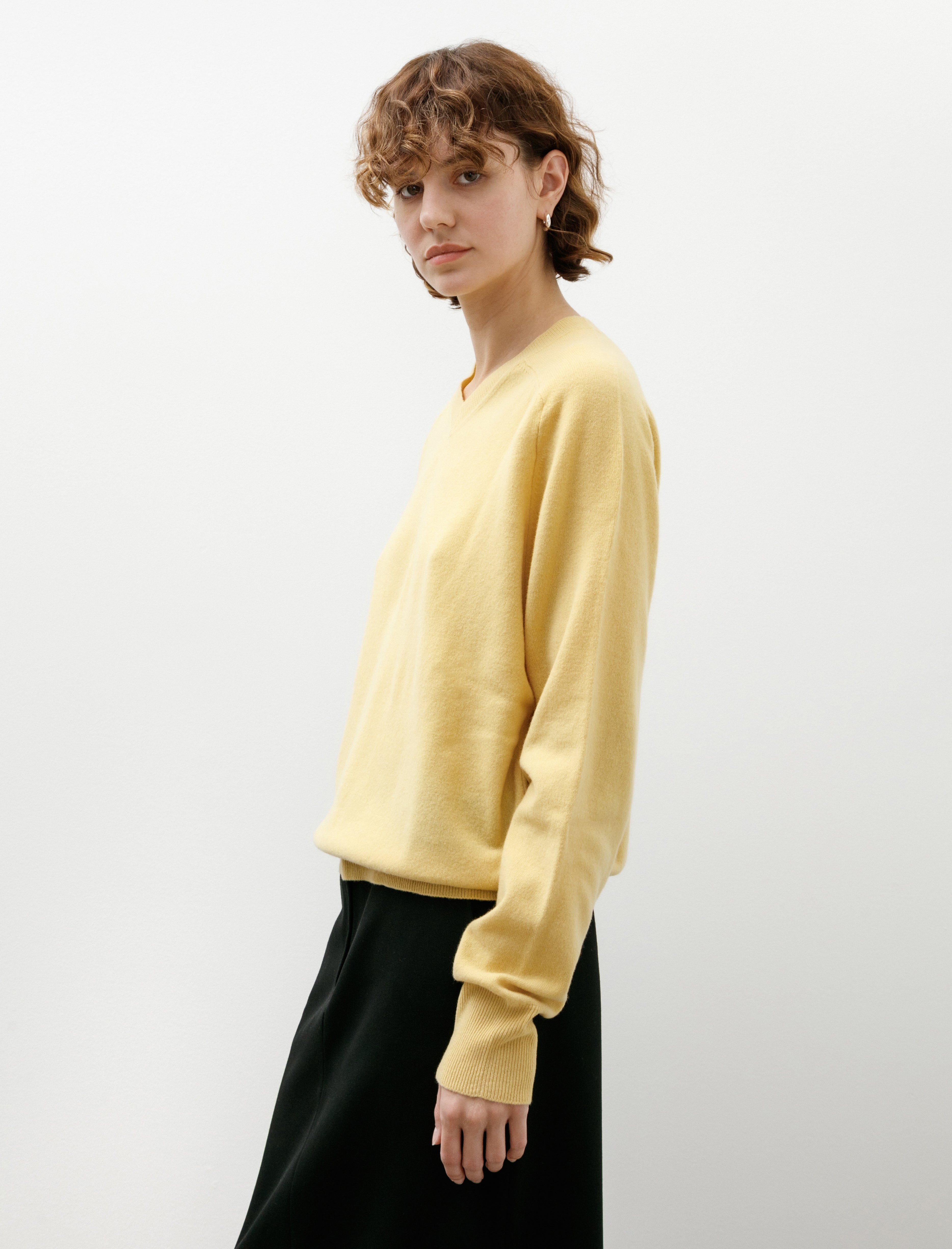 Cristaseya Oversized V Neck Cashmere Sweater Light Yellow