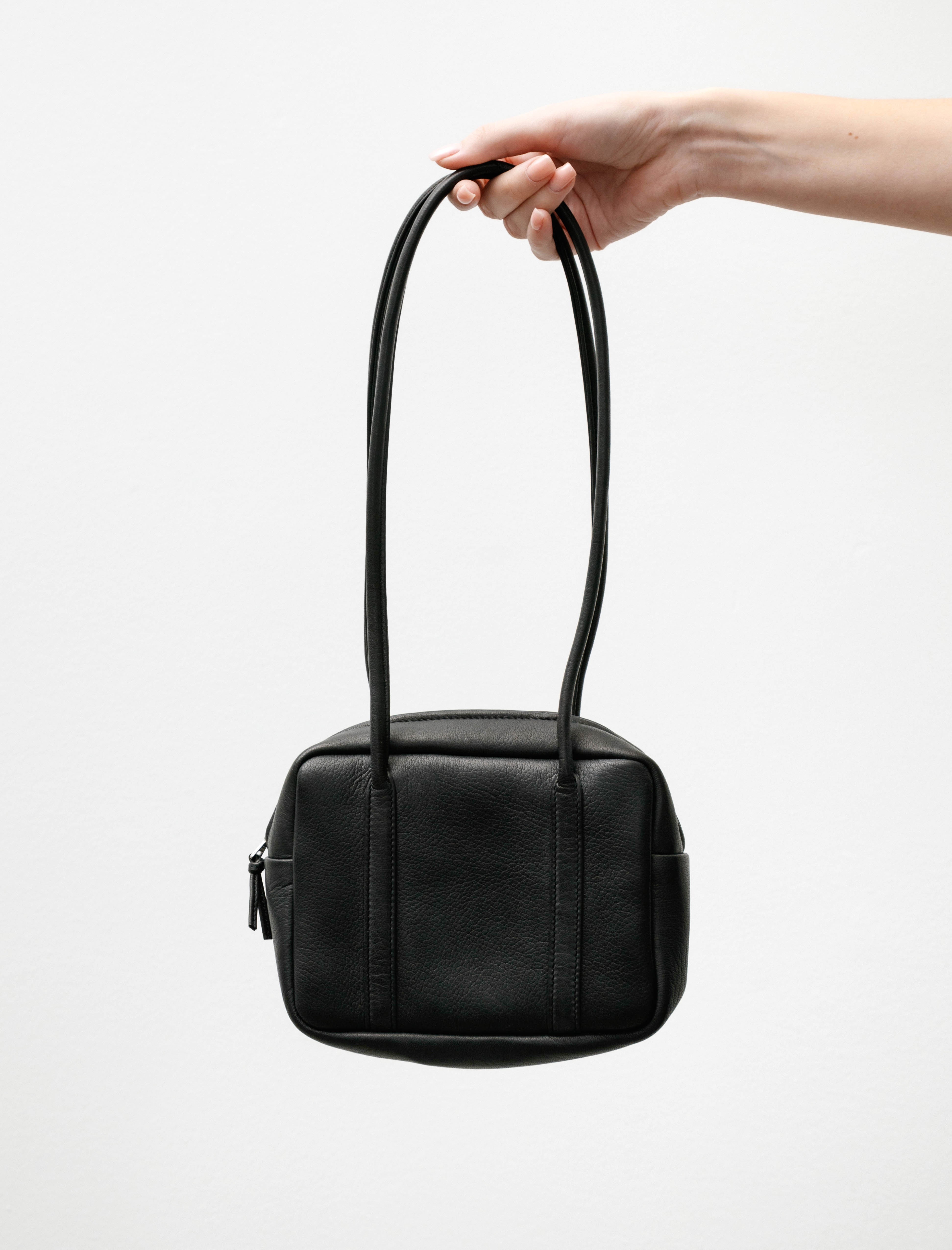 Aeta Shoulder Bag S Black