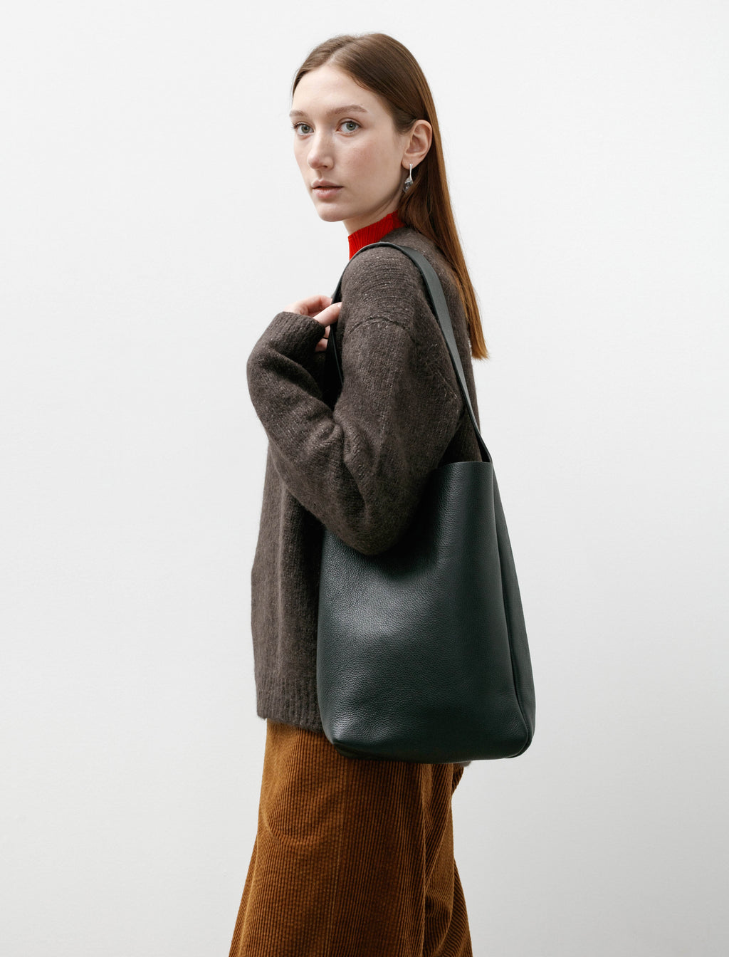 バッグ LEATHER SHOULDER BAG MADE BY AETA LEATHER SHOULDER BAG MADE BY AETA – COVERCHORD