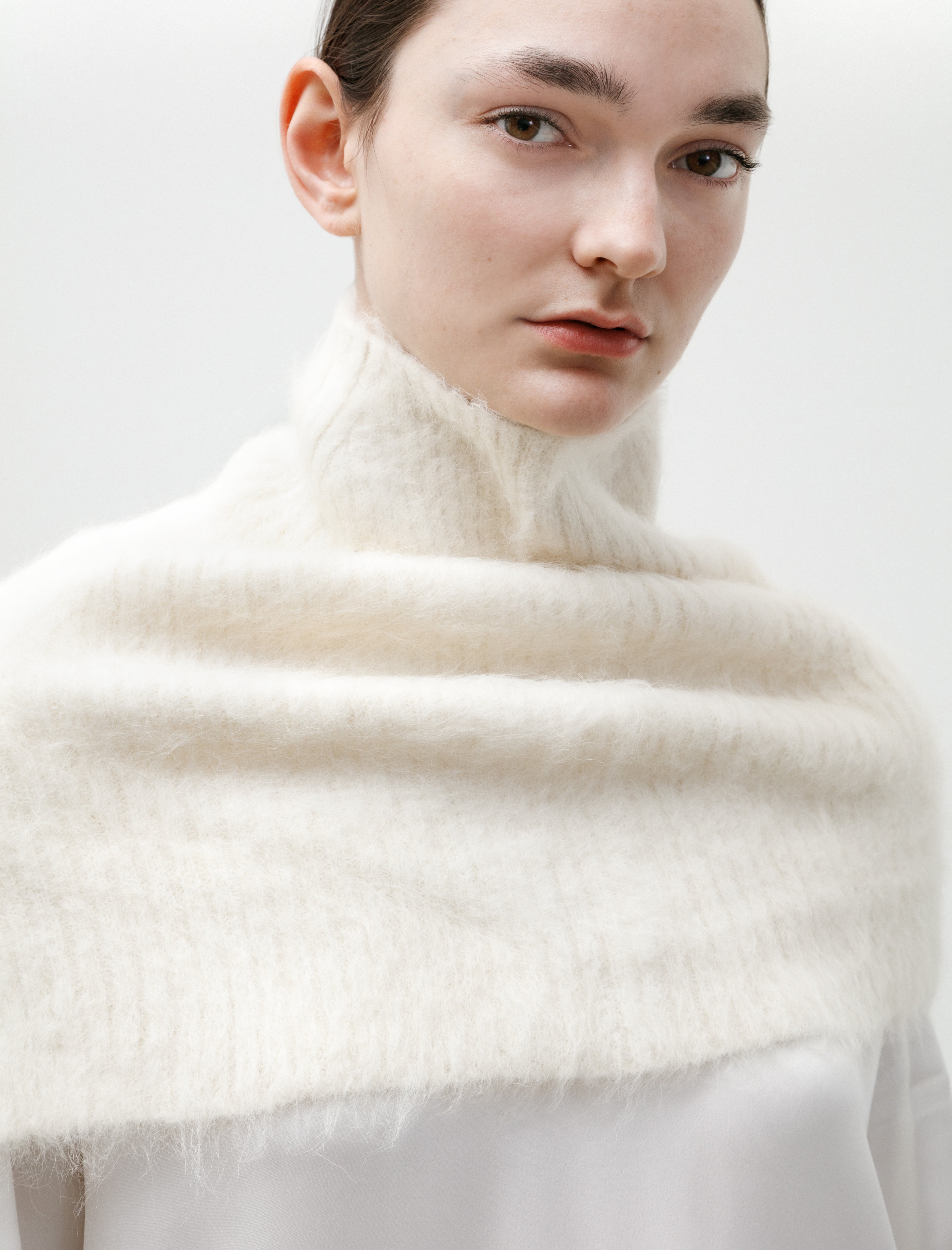 Totême Funnel Alpaca Blend Neck Warmer Ecru