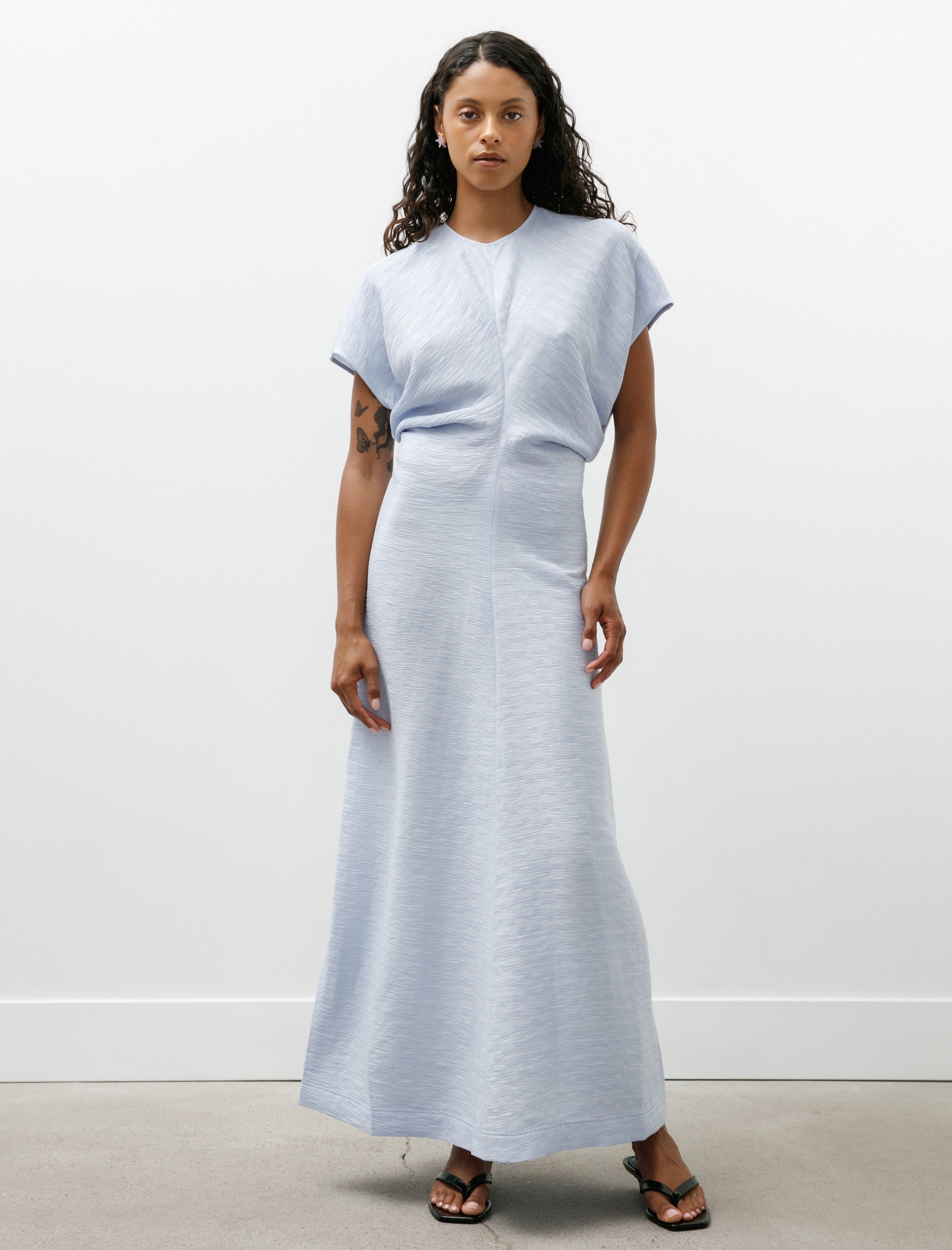 Totême Slouch Waist Dress Sky