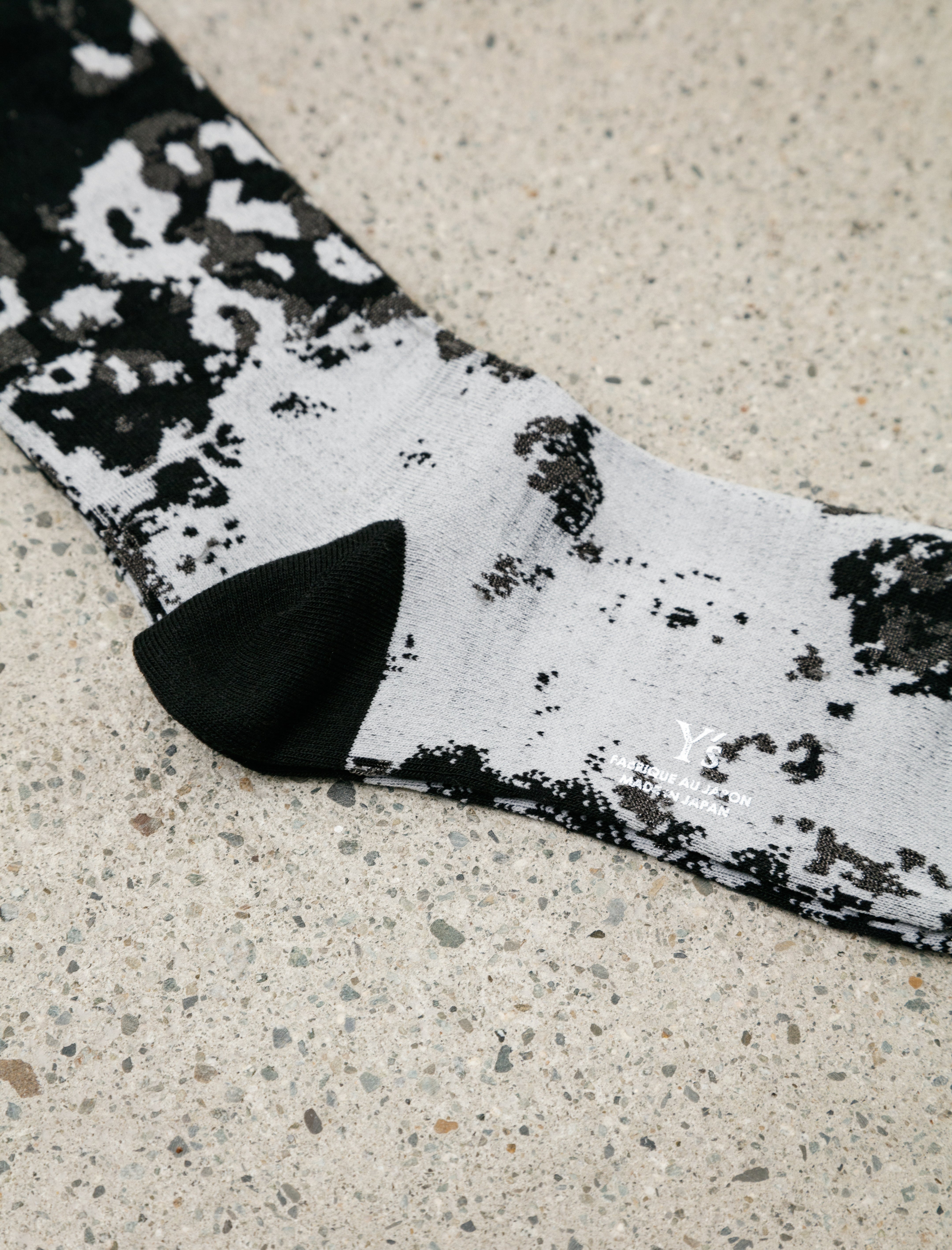 Y's by Yohji Yamamoto Leopard Print Socks