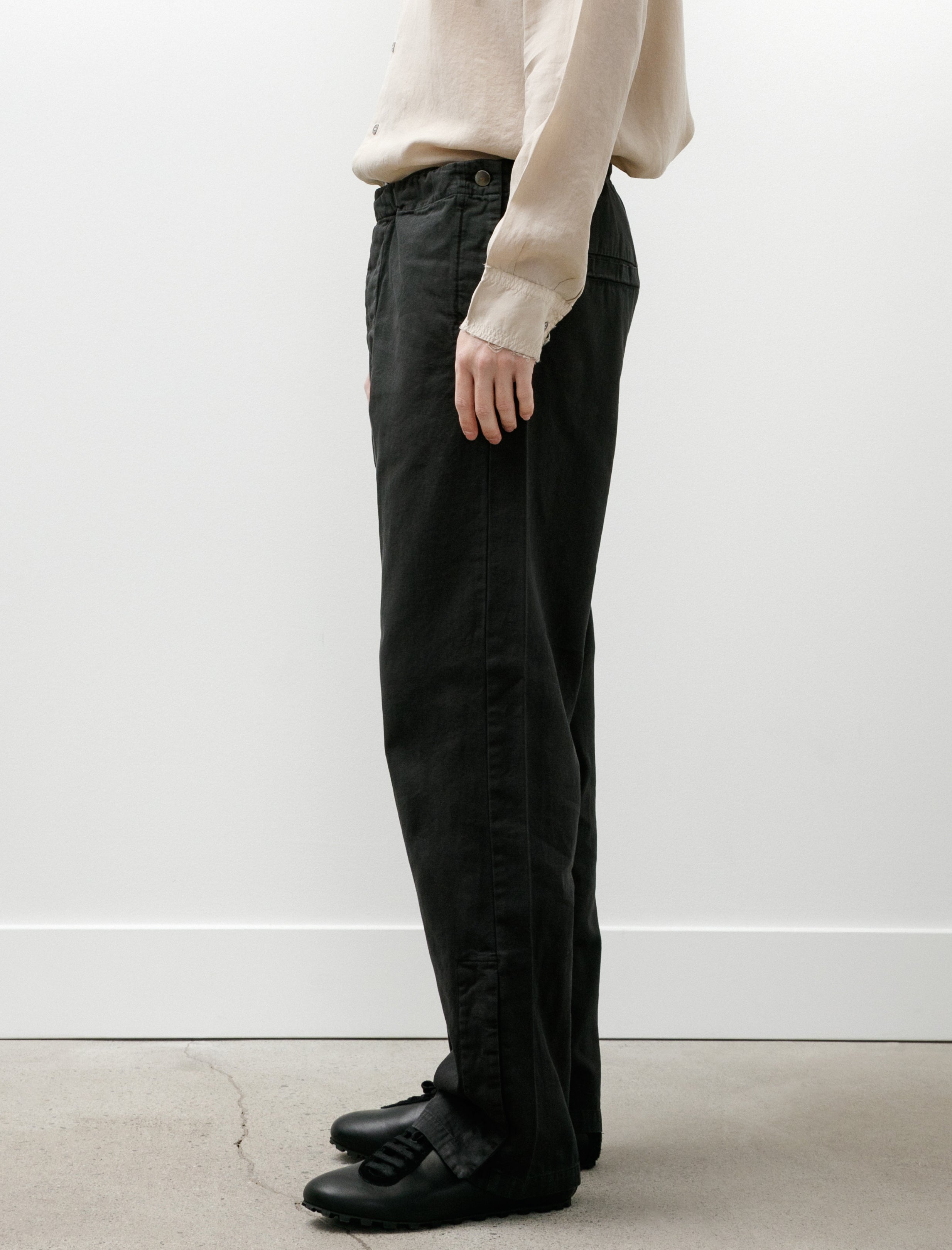Gabriela No.329 Thin Canvas Adjustable Trousers Black