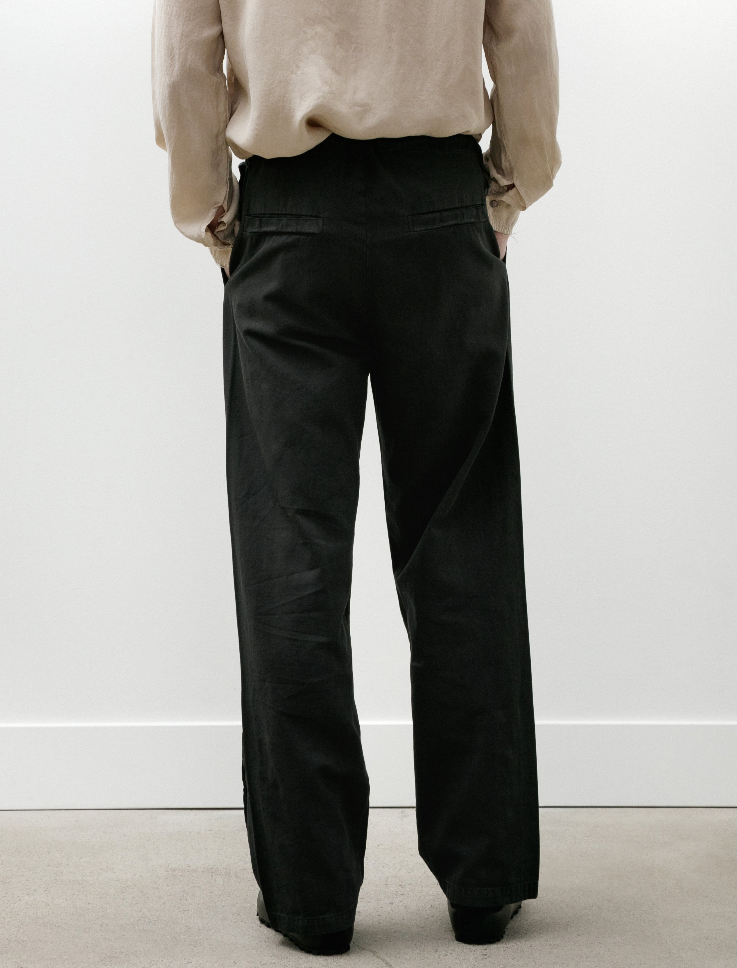 Gabriela No.329 Thin Canvas Adjustable Trousers Black