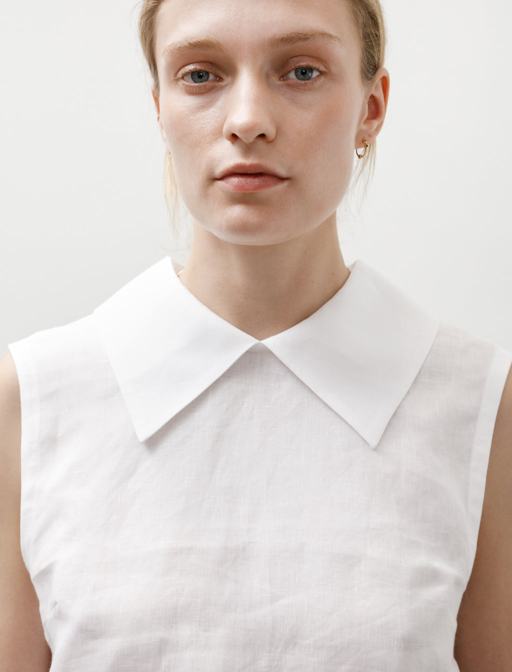 Margaret Howell Sleeveless Top Shirting Linen White – Neighbour