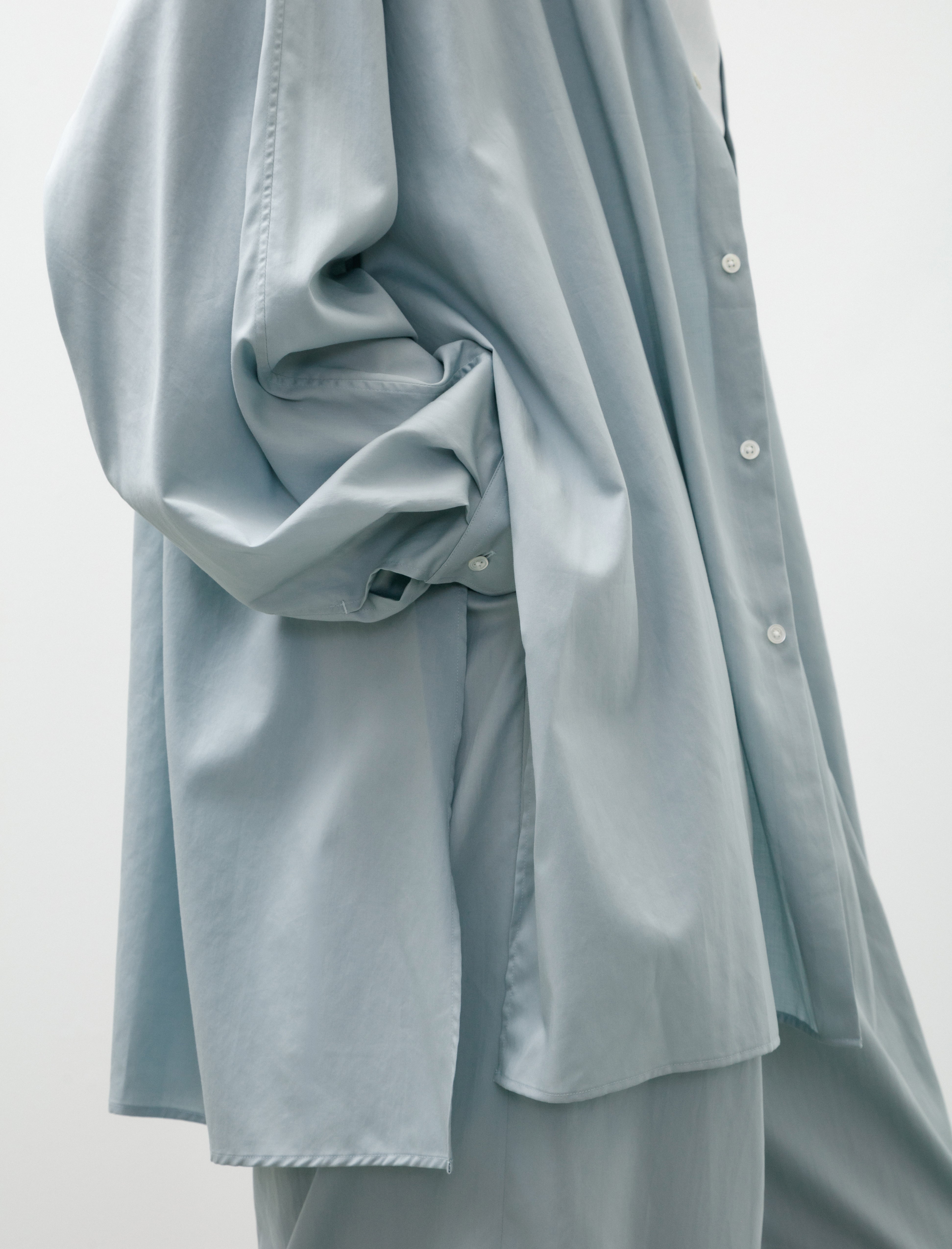 Graphpaper Silicon Poplin Deep Slit Regular Collar Shirt Smoke Blue
