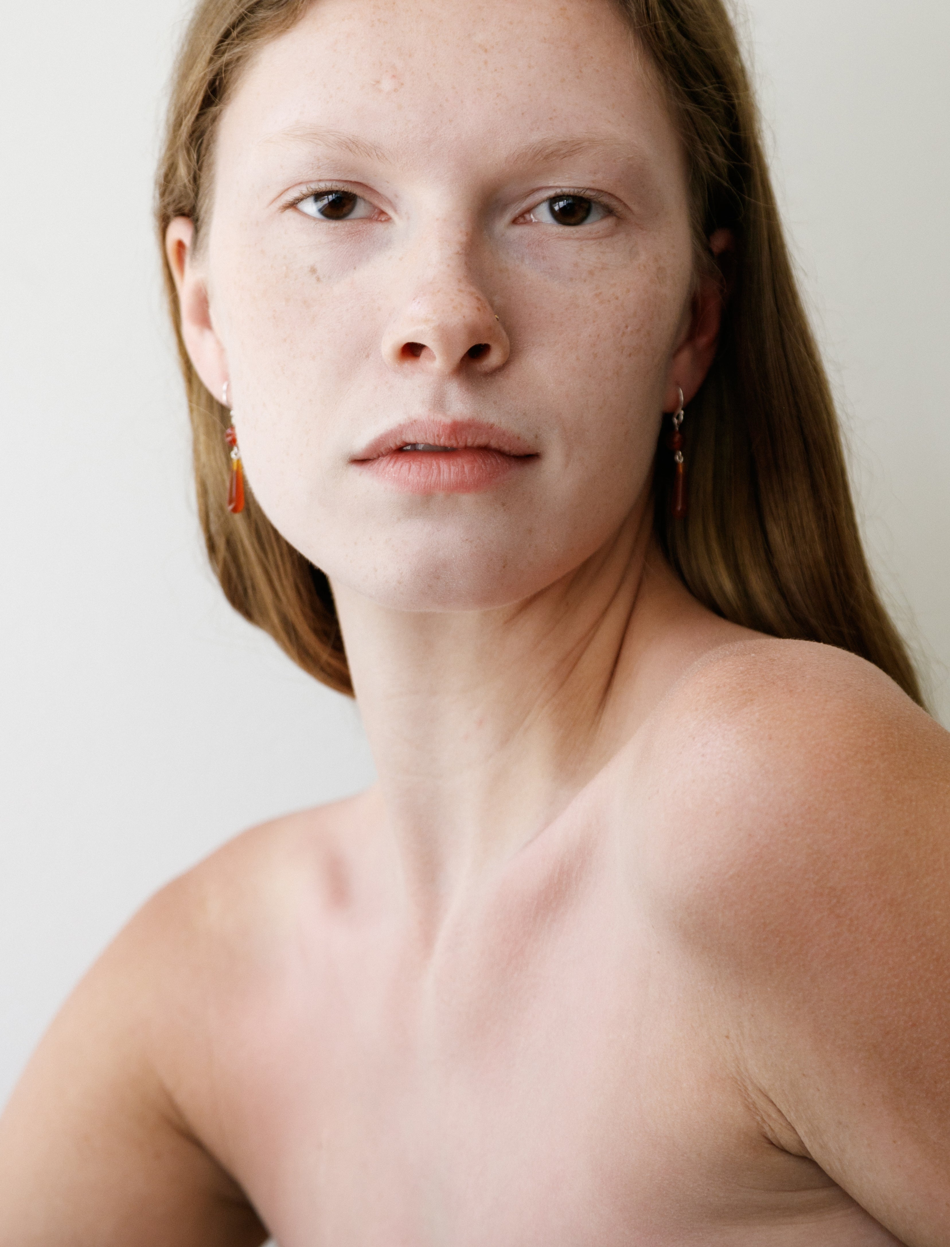 Sophie Buhai Tiny Isadore Earrings Carnelian