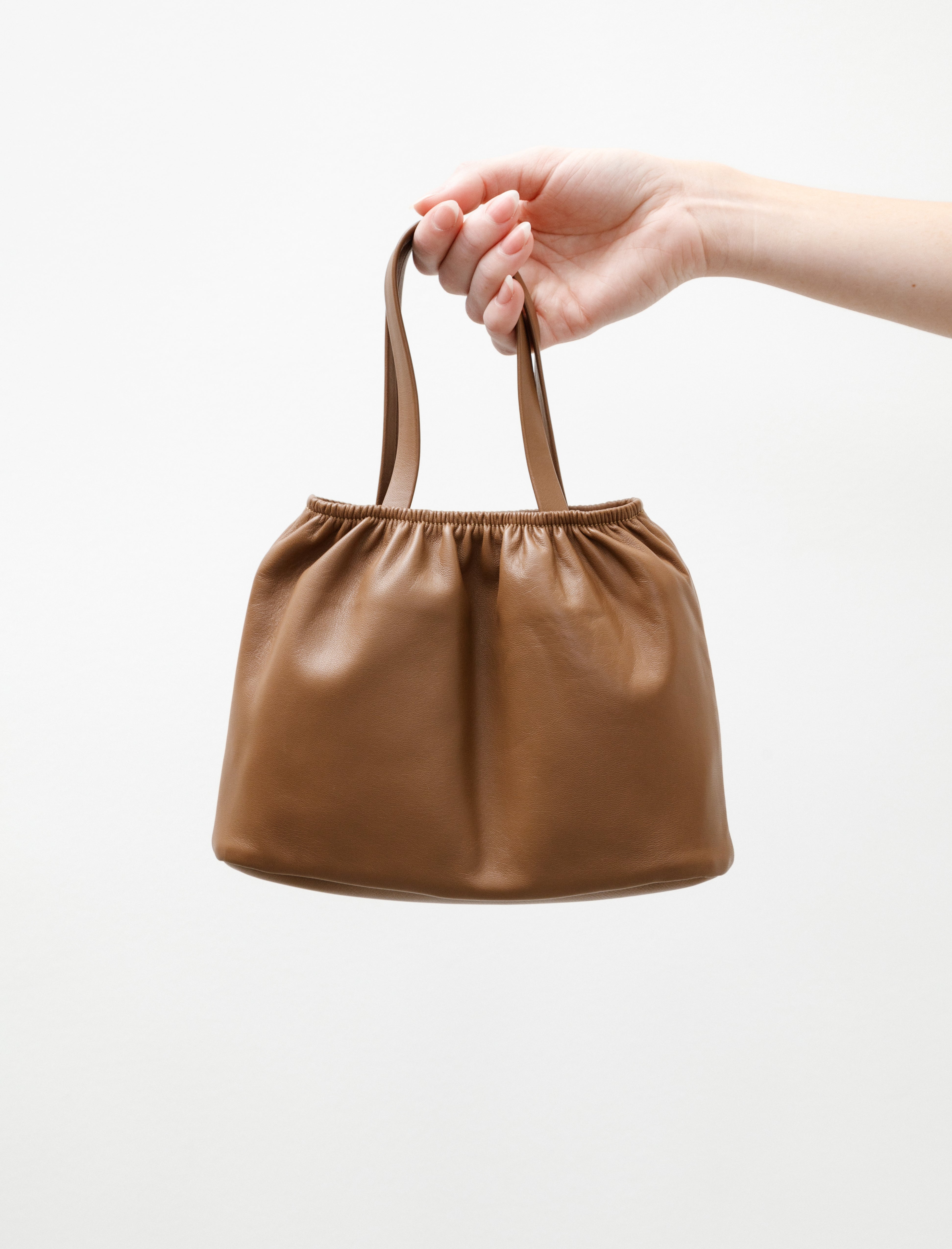 Aeta Elastic Tote Bag Mini Camel