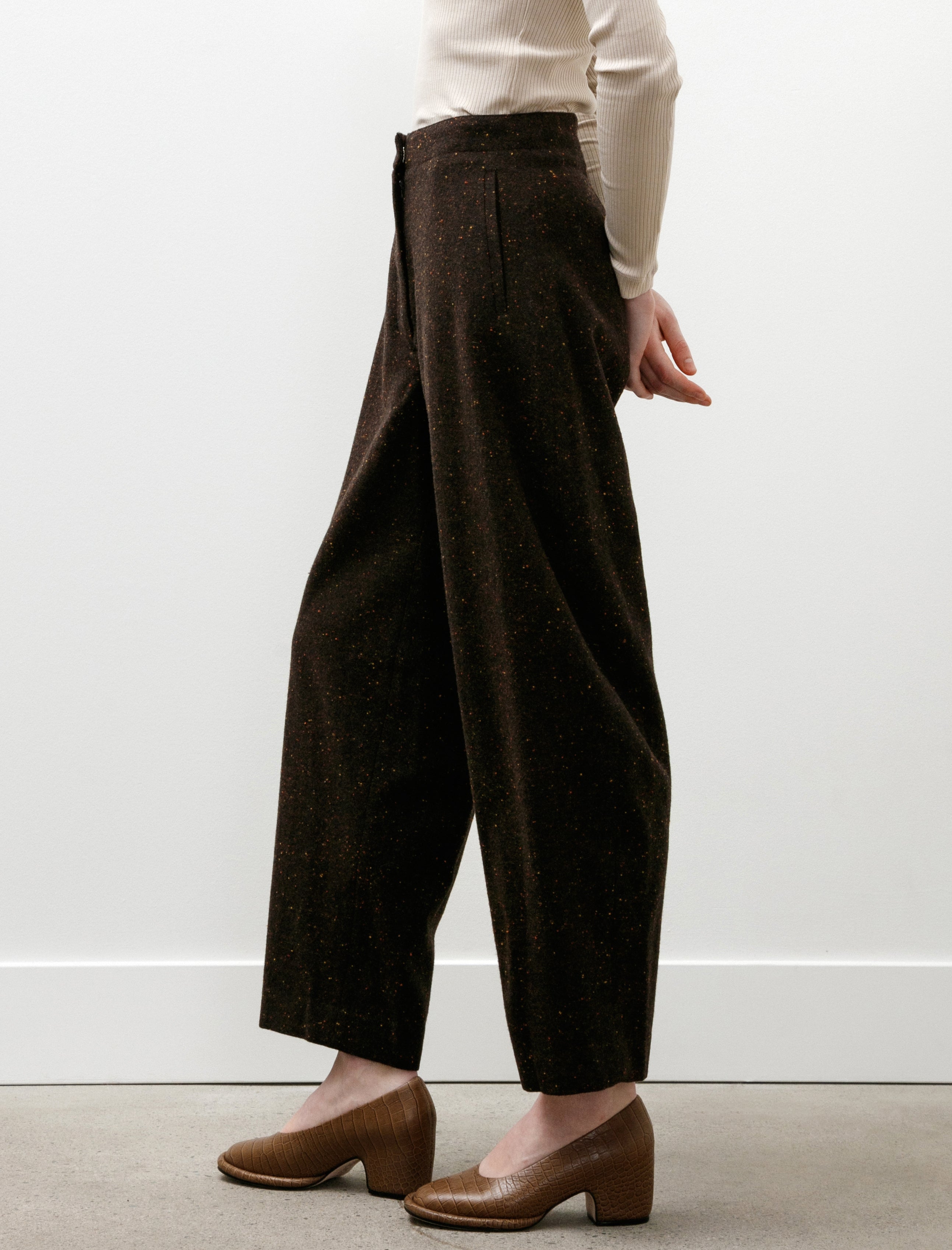 Ernie Palo Colour Nep Curve Pants Brown