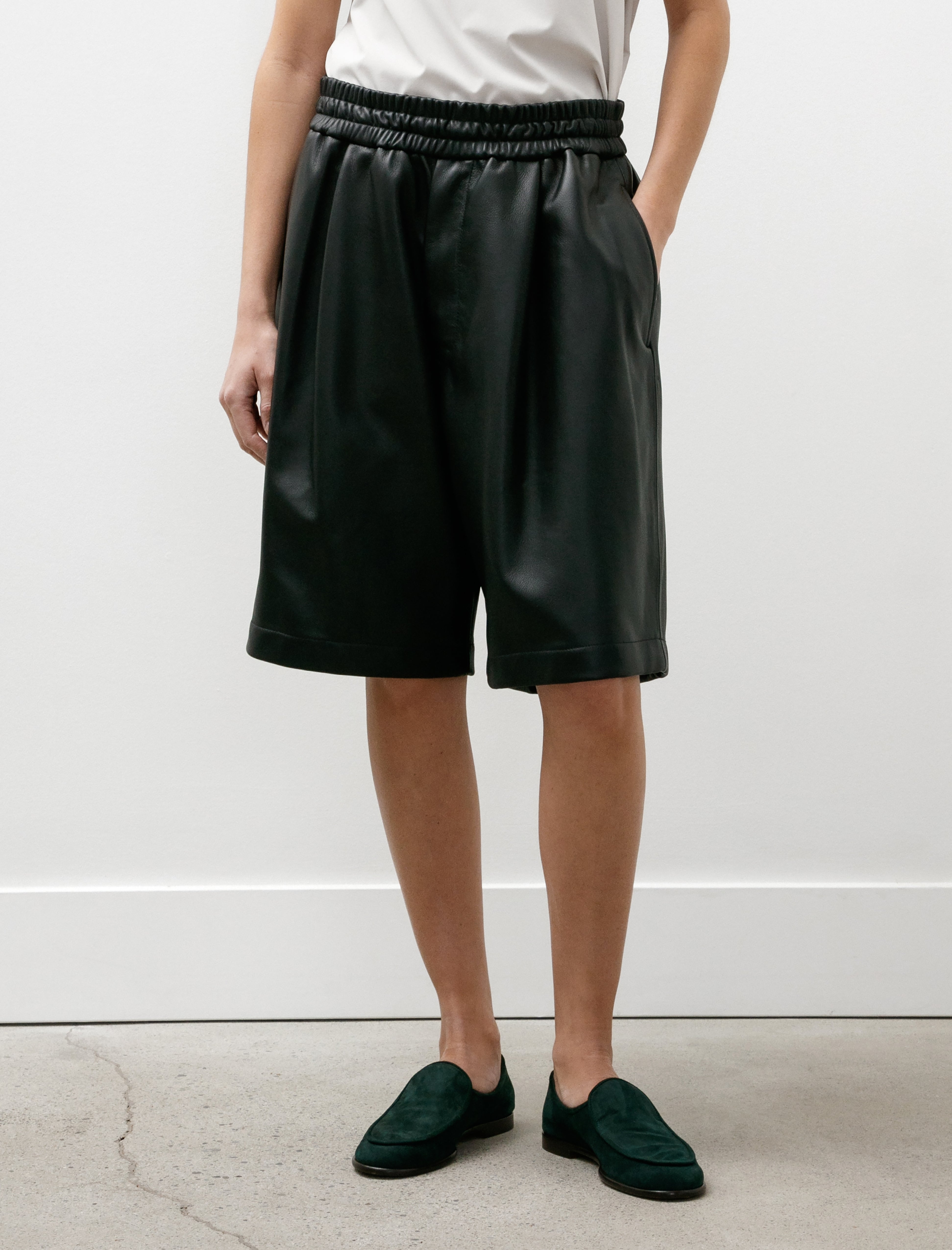 Graphpaper Lamb Leather Wide Shorts Black