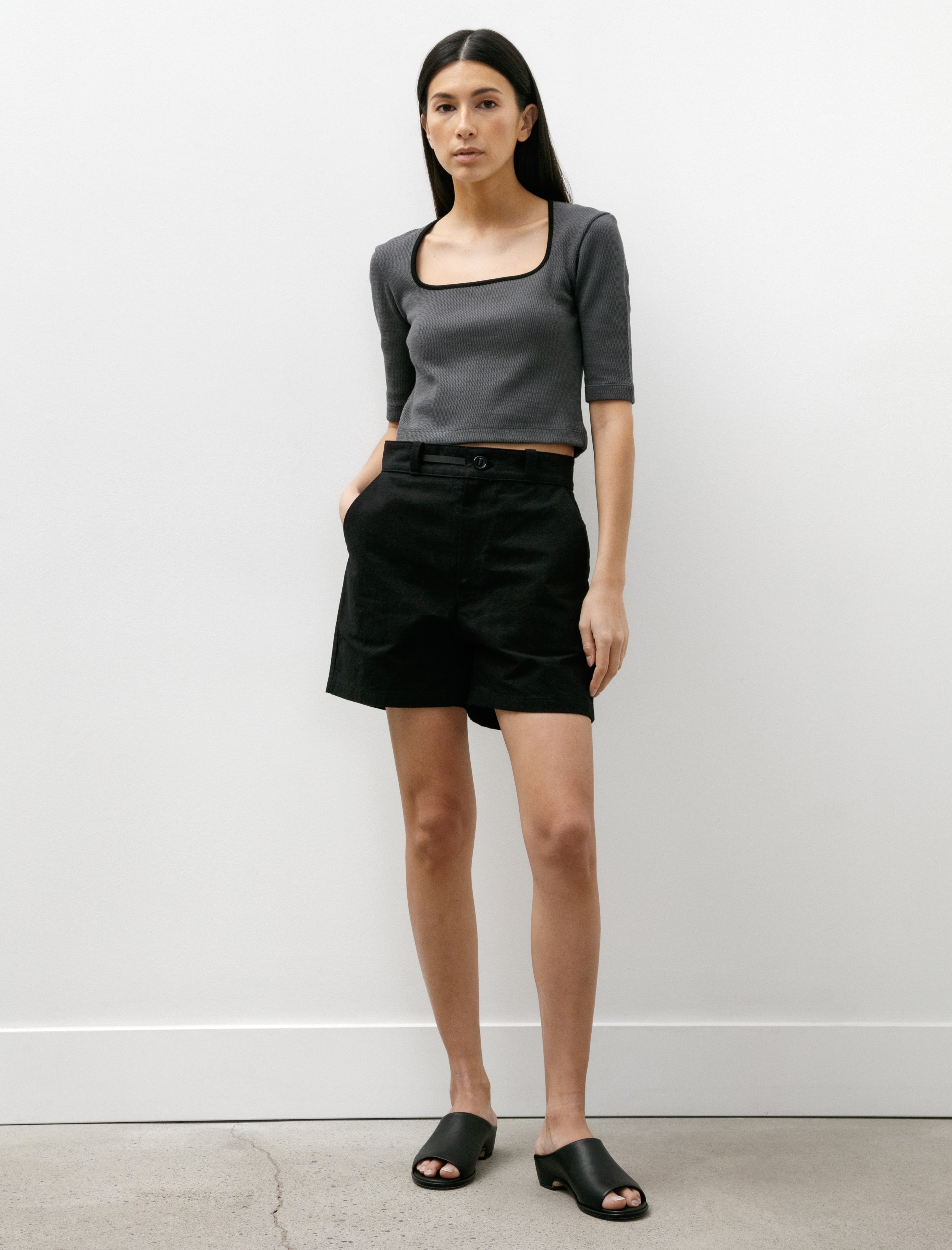 MAN-TLE W-R18 Pants-5 High Wide Shorts Black Wax