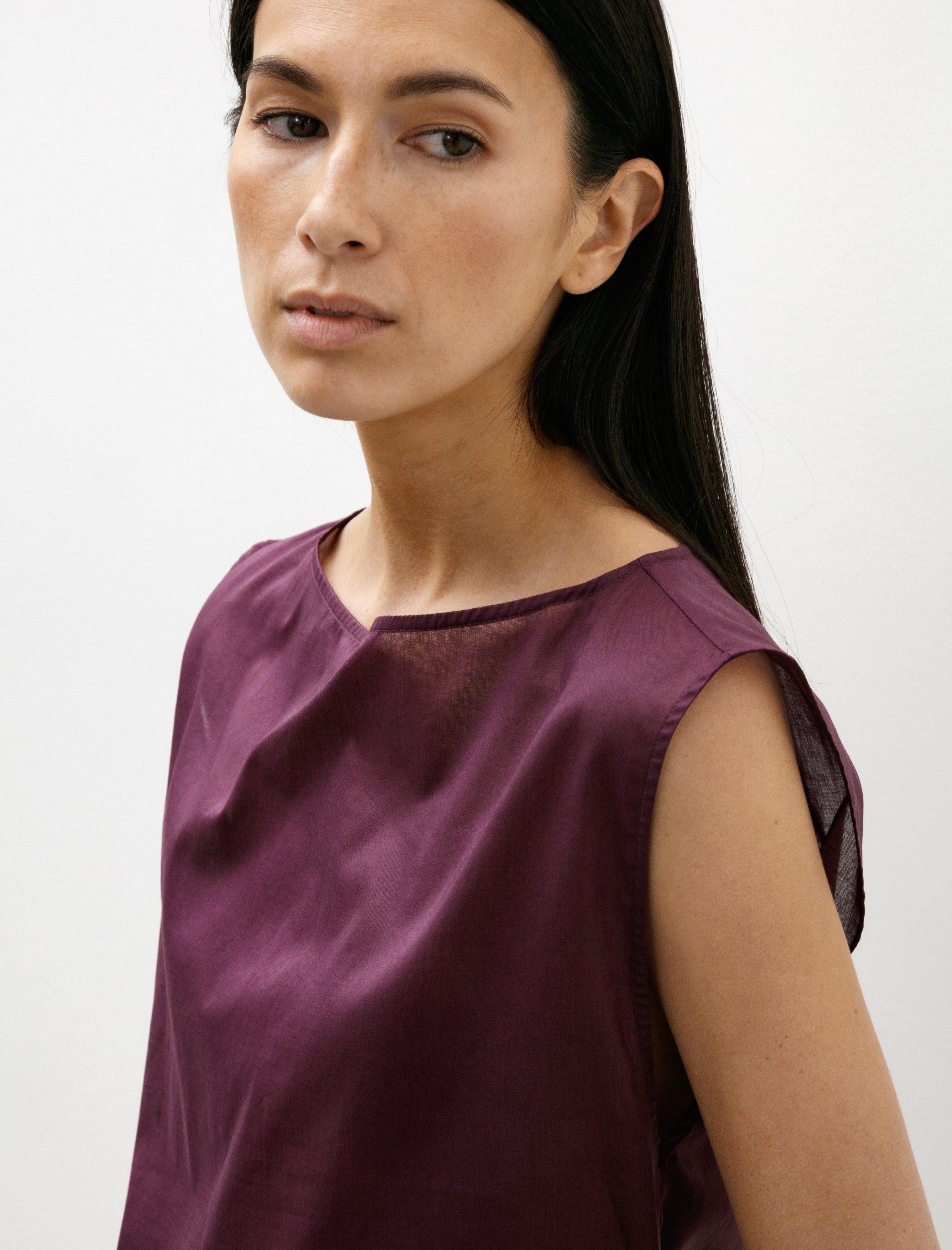 Sera Open Neck Straight Top Plum