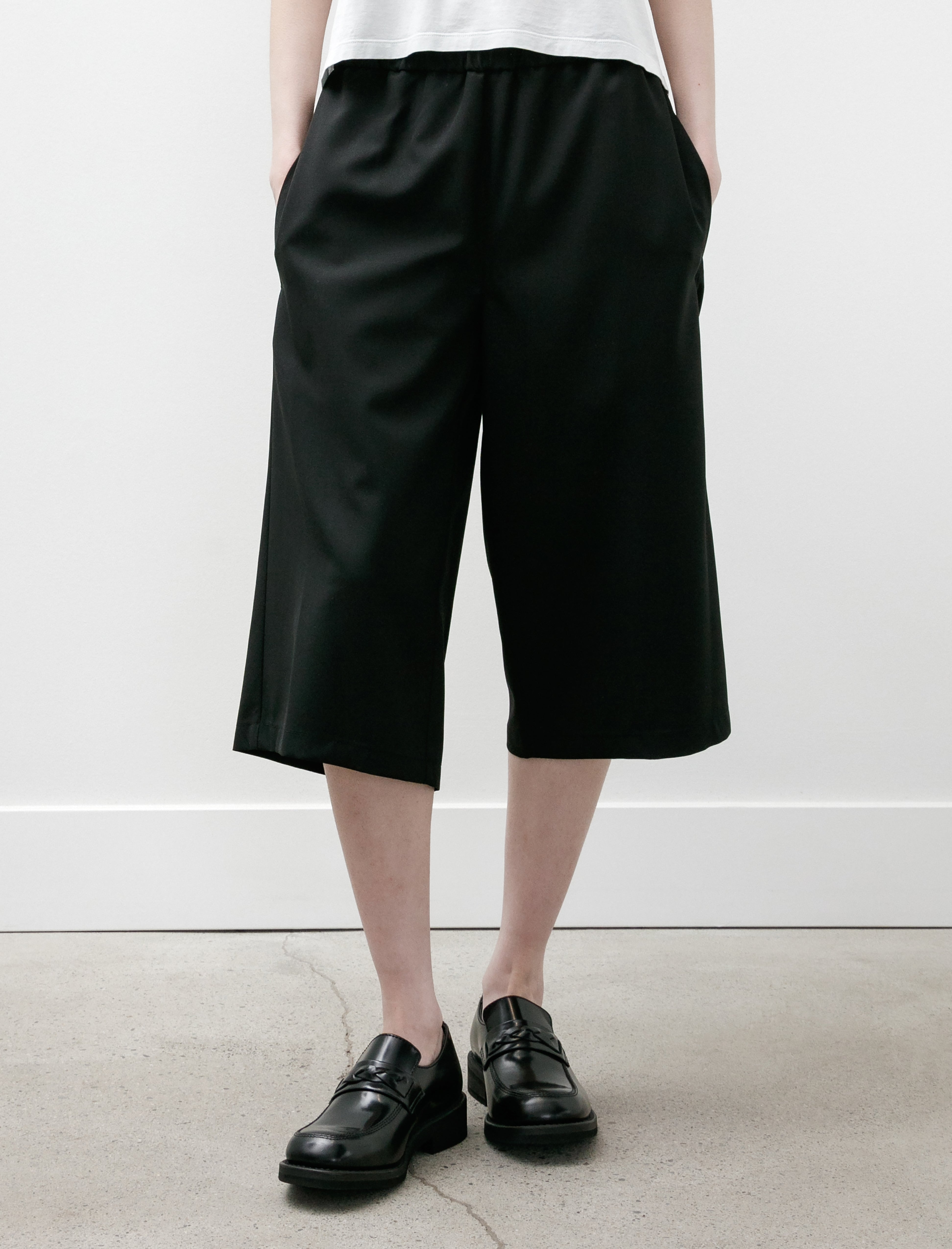 Rier Bermuda Shorts Black Popline Wool