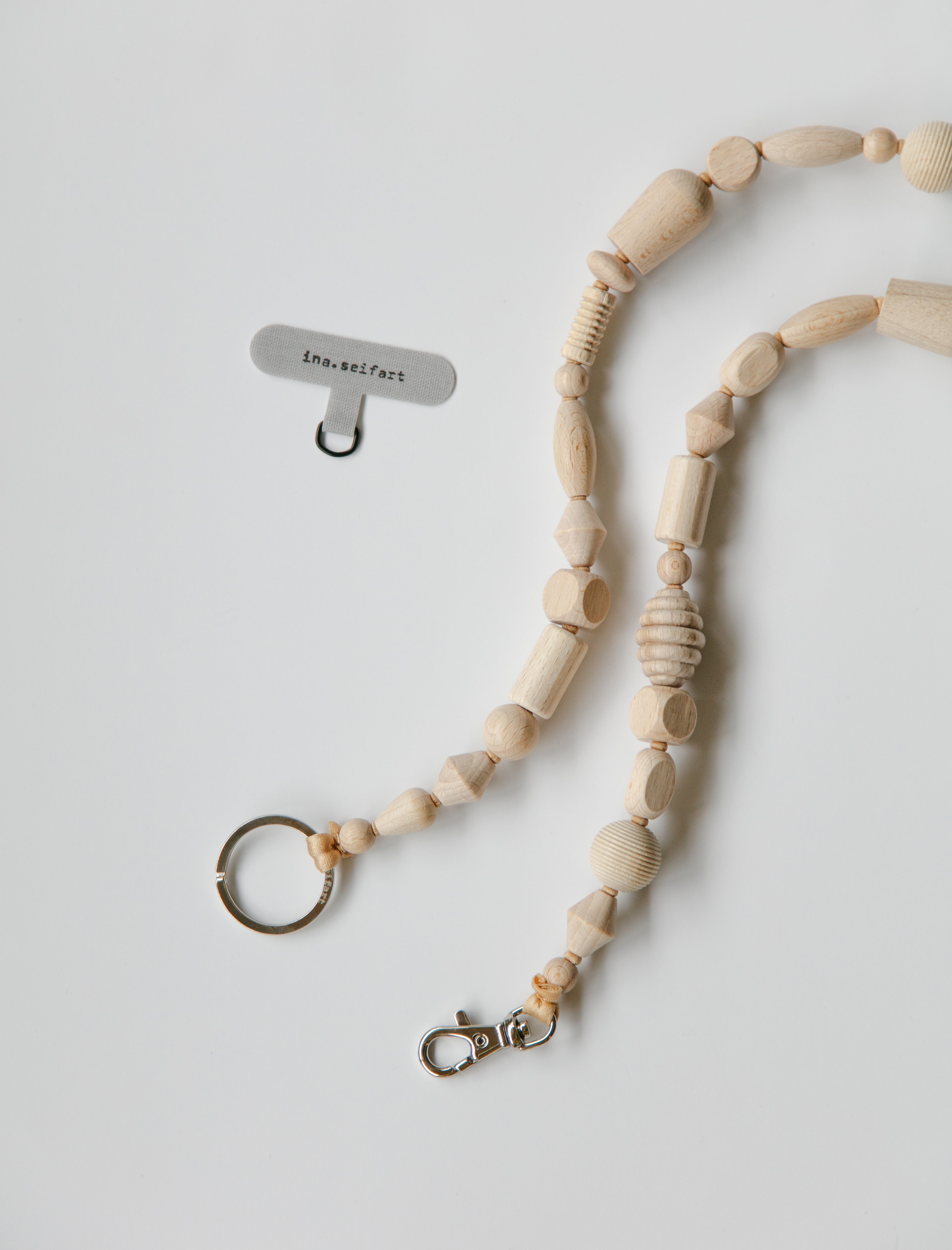 Ina Seifart Perlenmix Phonenecklace with Adapter Natural