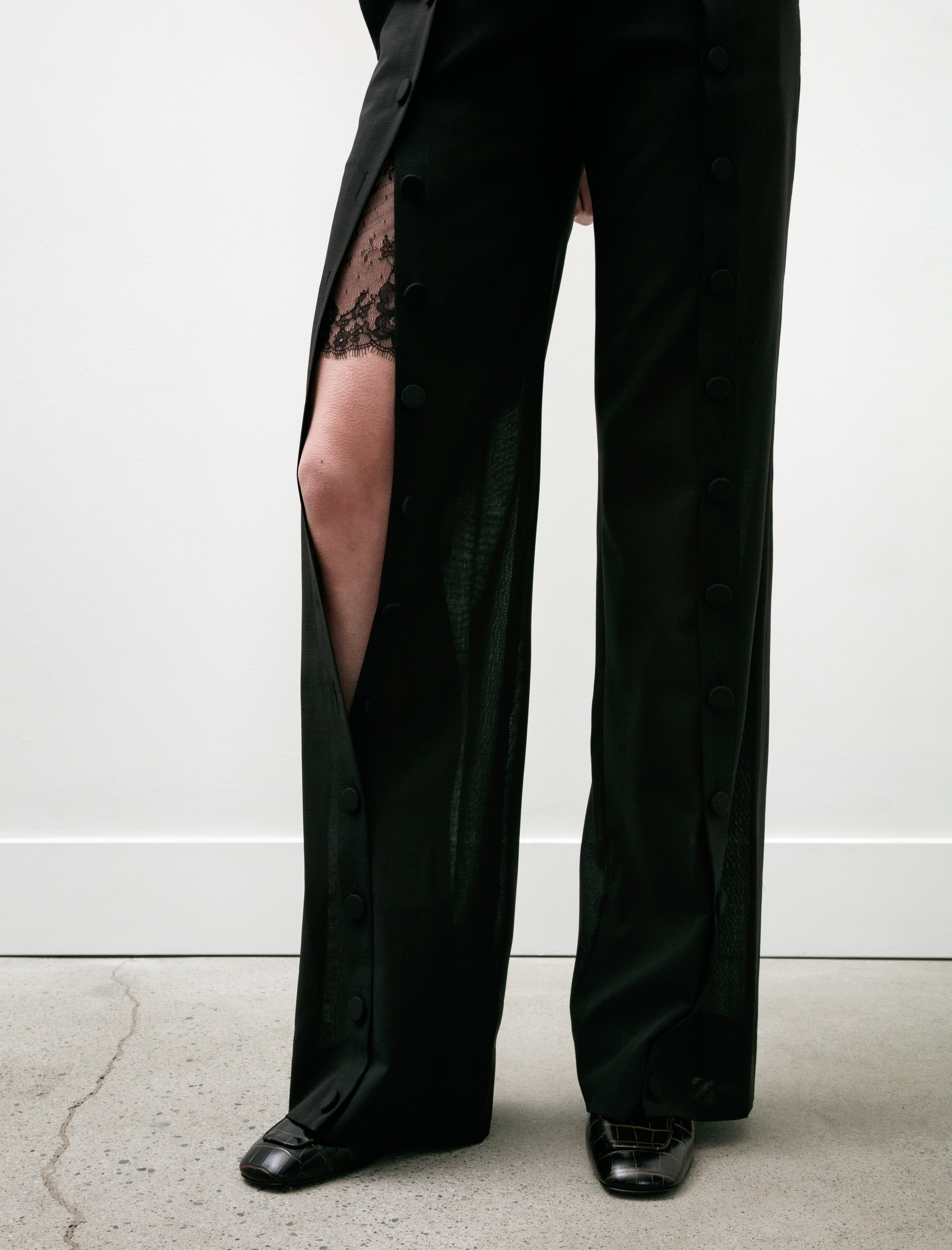 Kanako Sakai Buttoned Trousers Black