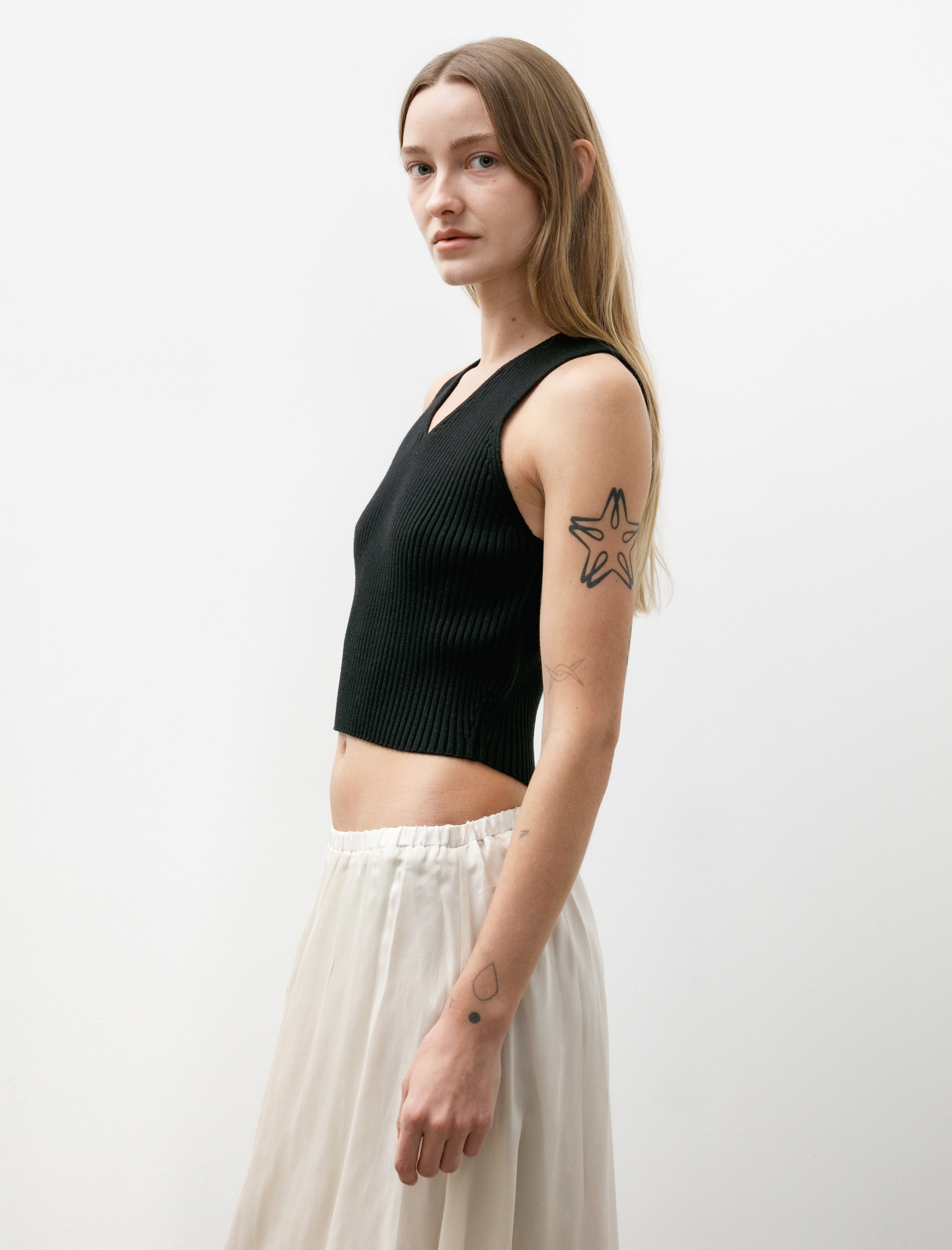 Auralee Cotton Silk Rib Knit V-Neck Vest Black