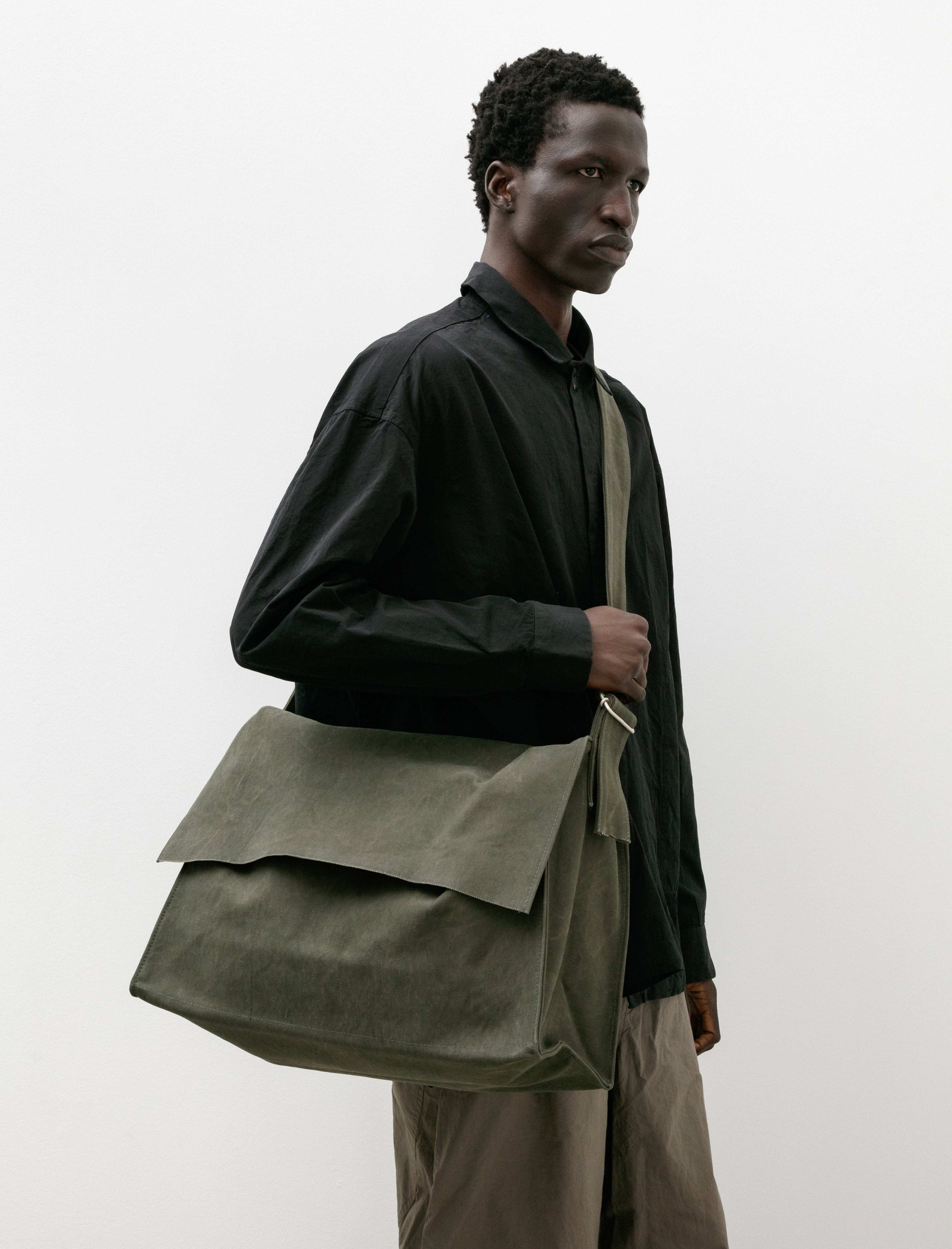 Amiacalva Washed Canvas Shoulder Bag Olive