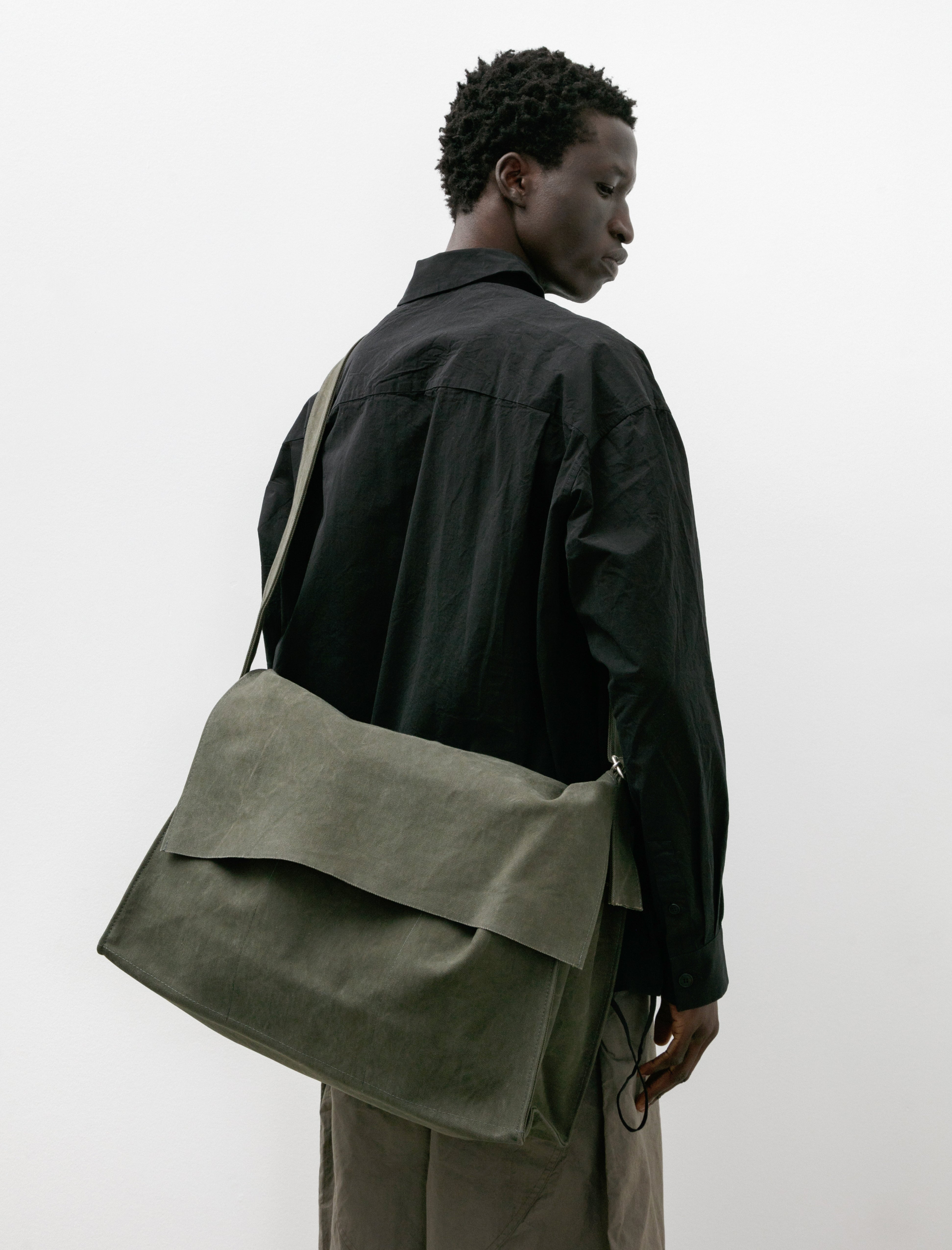 Amiacalva Washed Canvas Shoulder Bag Olive