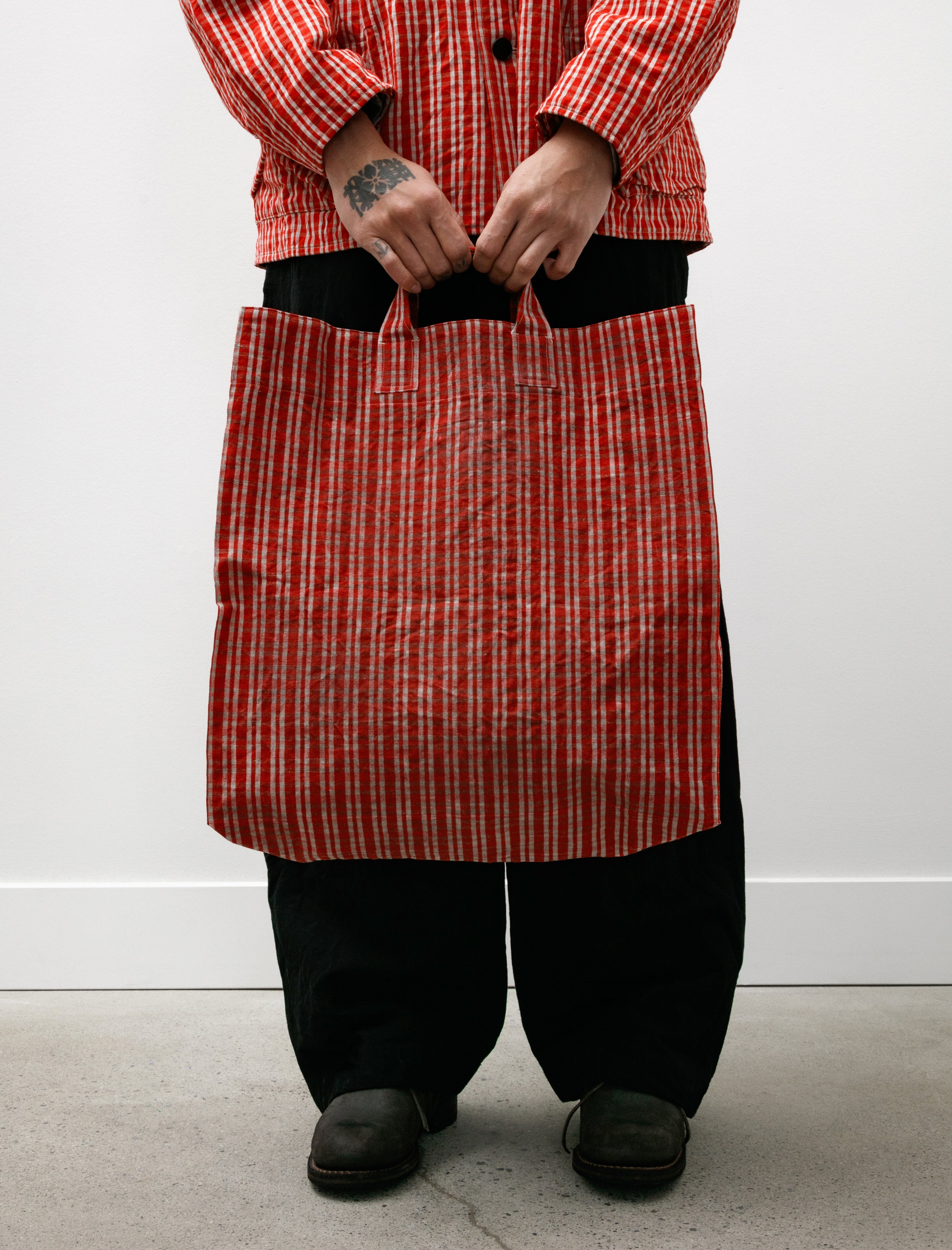 unkruid Vegetables on a Sunday Red Kelsch Cloth