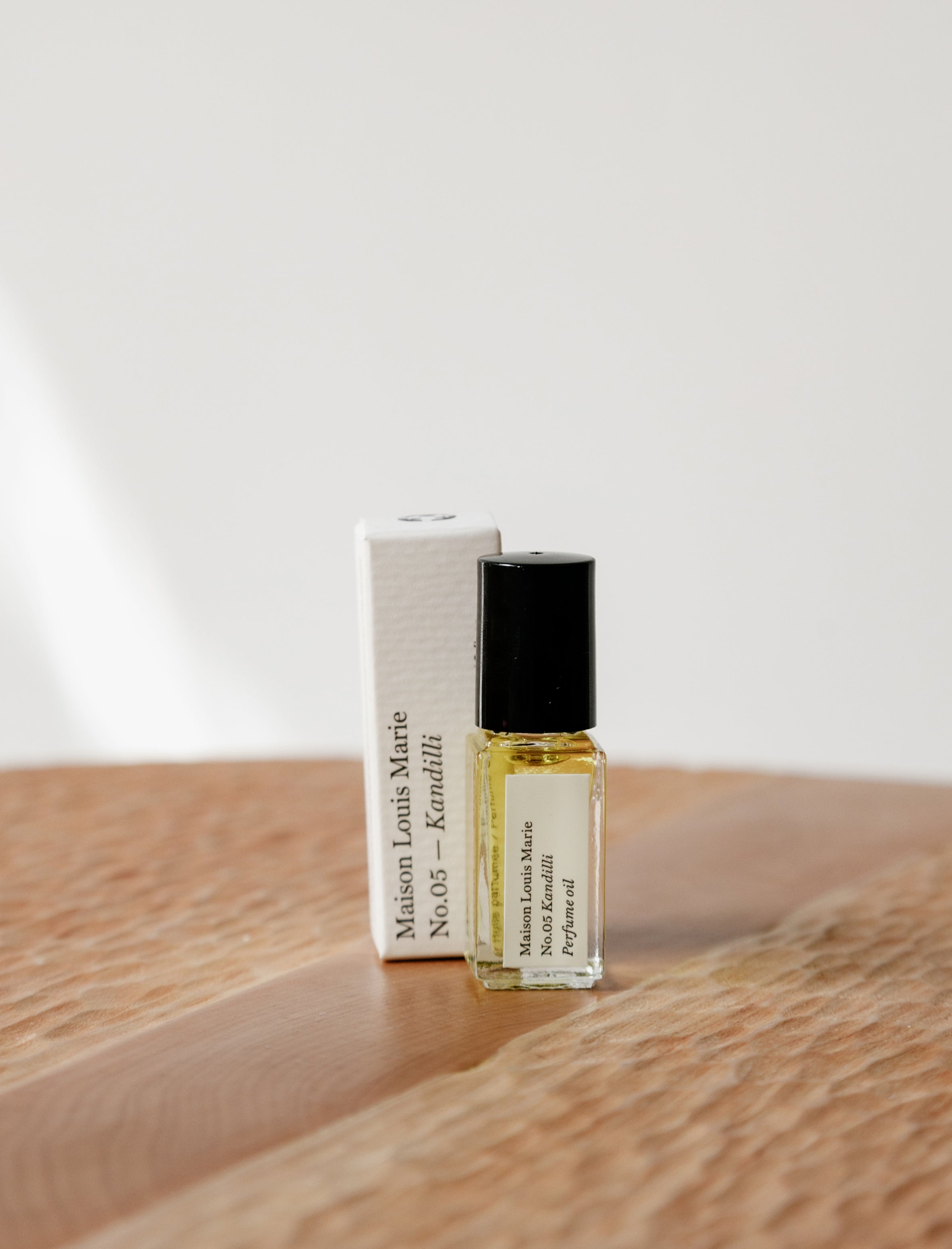 Maison Louise Marie Roller Perfume Oil - No.05 Kandilli