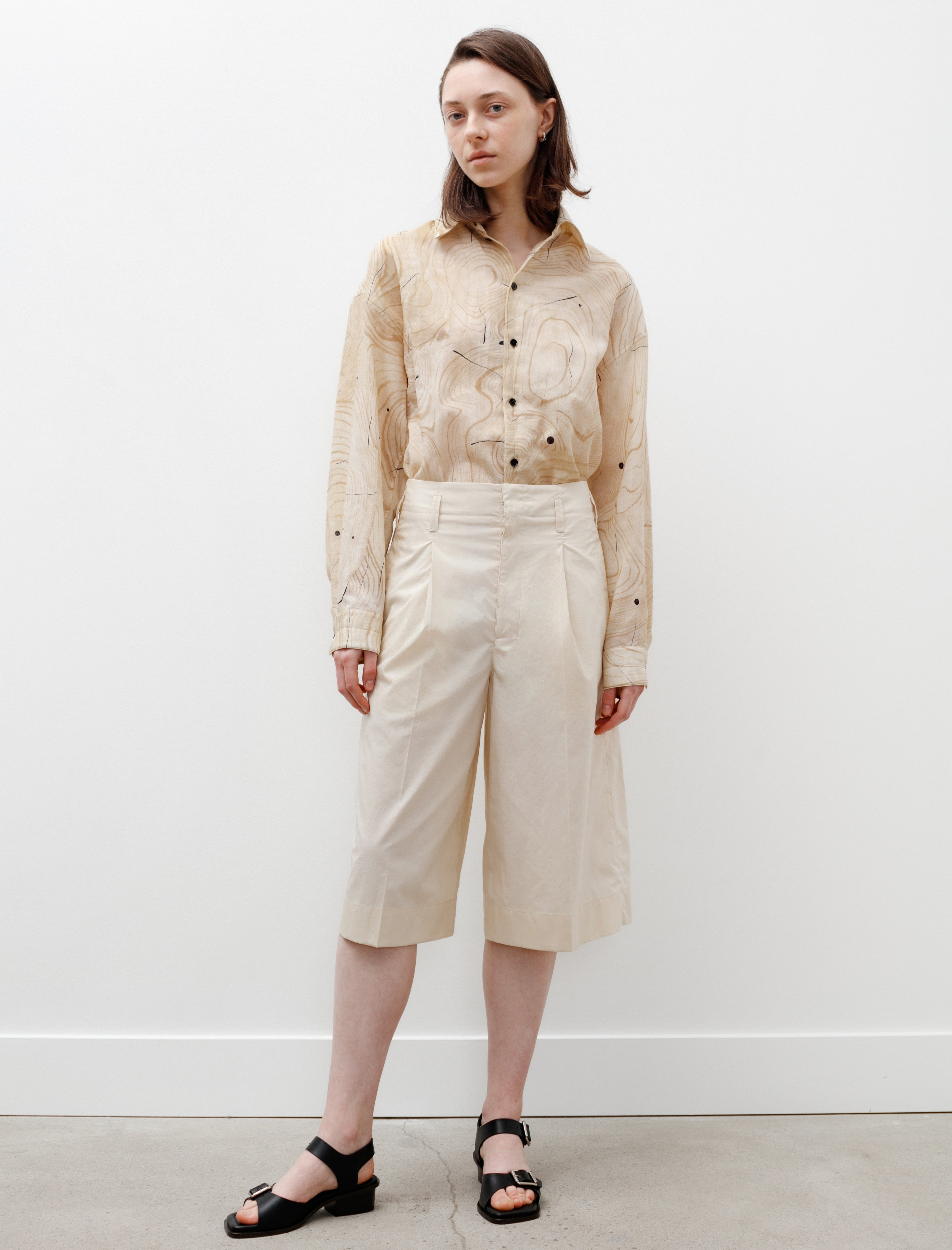 Lemaire Large Pleated Shorts Cream