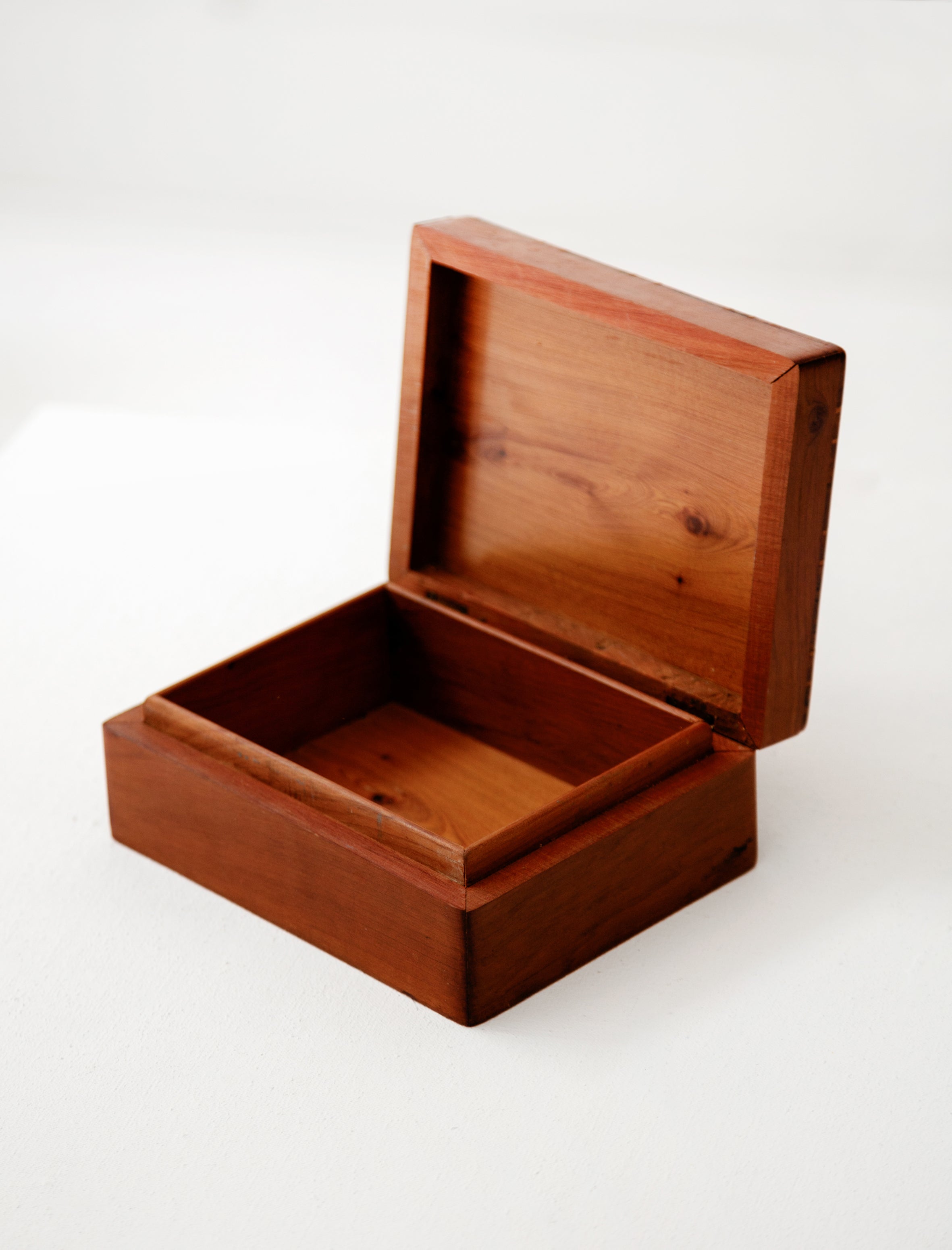 Found by Neighbour Basket Weave Marquetry Box