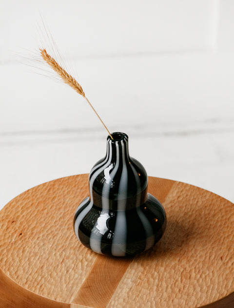 Murano Gourd Vase Black and White