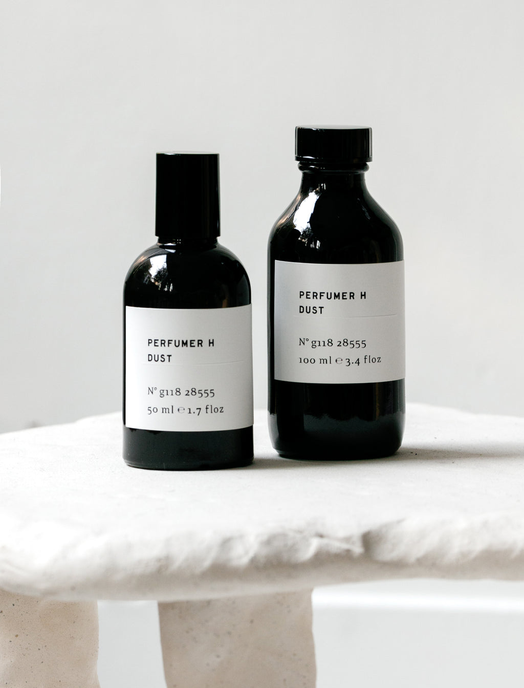 Perfumer H Dust Eau de Parfum – Neighbour