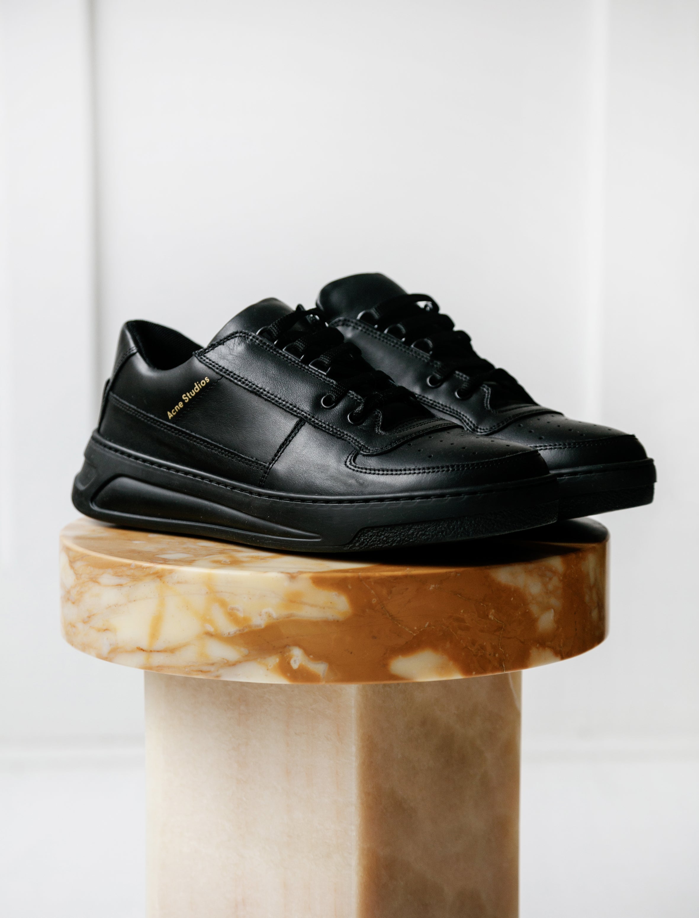 Acne Studios Perey Lace Up Black