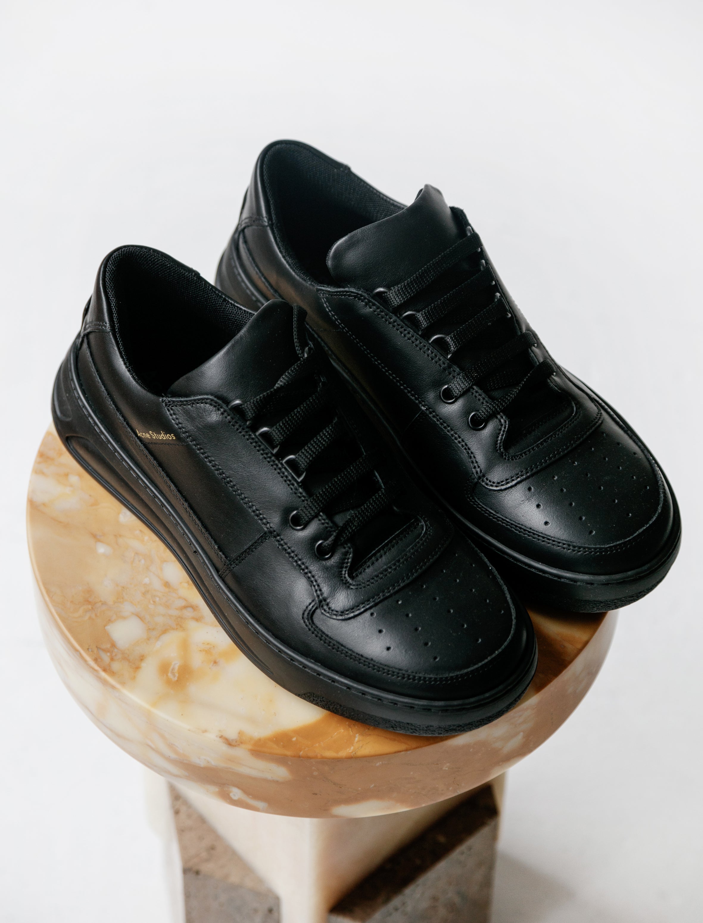 Acne Studios Perey Lace Up Black